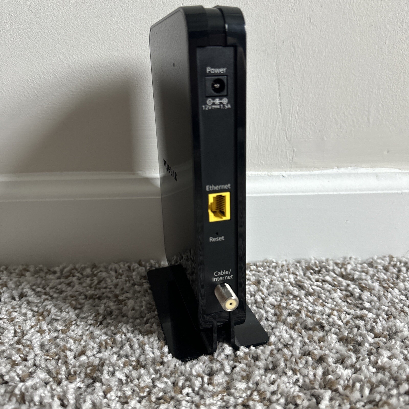 Netgear CM500 High Speed Cable Modem DOCSIS 3.0 Xfinity Cox Spectrum Comcast L77