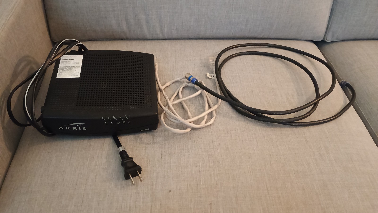 ARRIS Touchstone TM1602A DOCSIS 3.0 E-MTA INCLUDES ETHERNET and COAXIAL CABLES