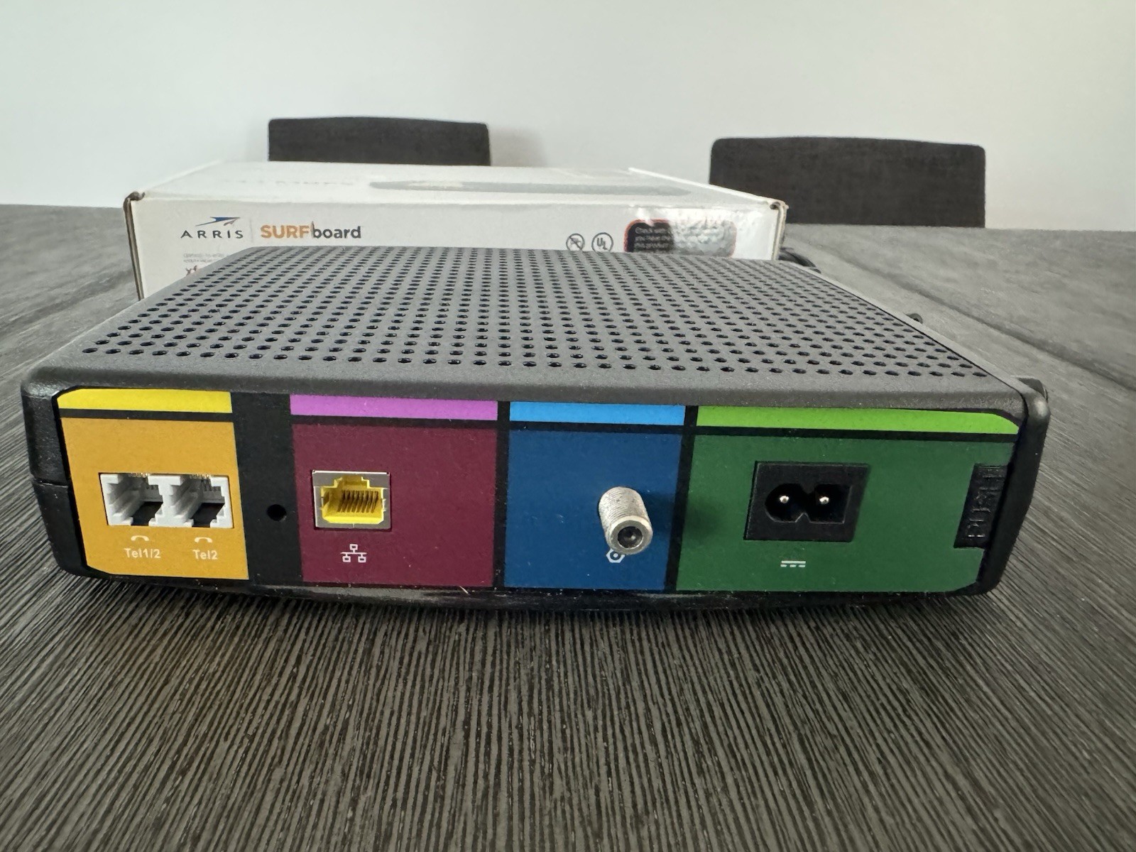 ARRIS TM822R Internet &amp Voice DOCSIS 3.0 Modem Good Condition