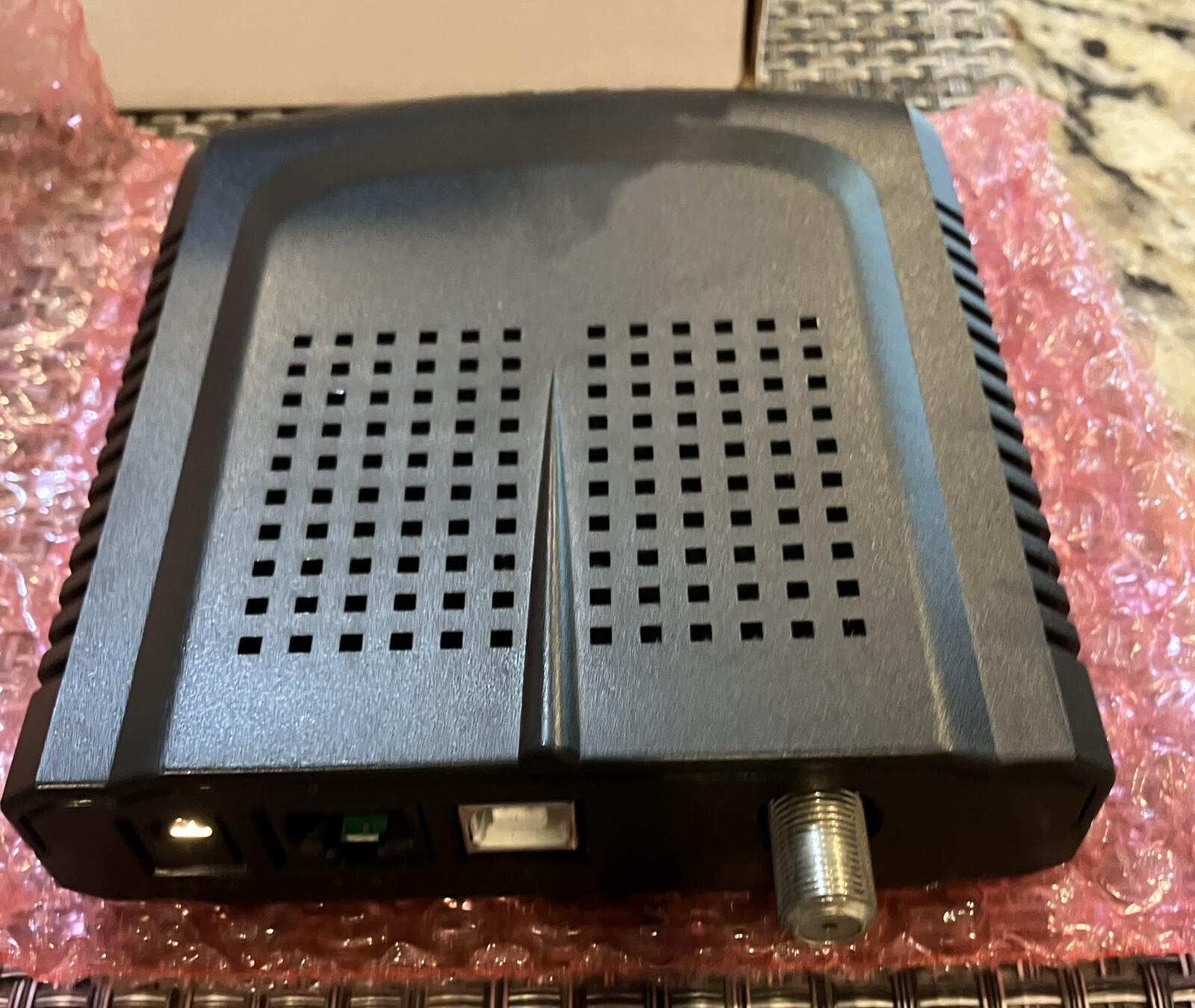 Ubee U10C018.80 Modem + Power Cord, New Open Box