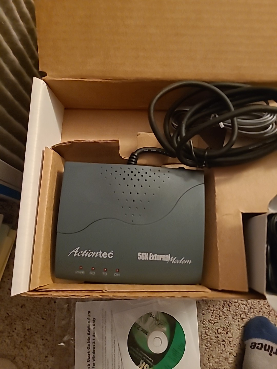“Vintage” ActionTec Modem Kit from AOL *New* EX56012-04