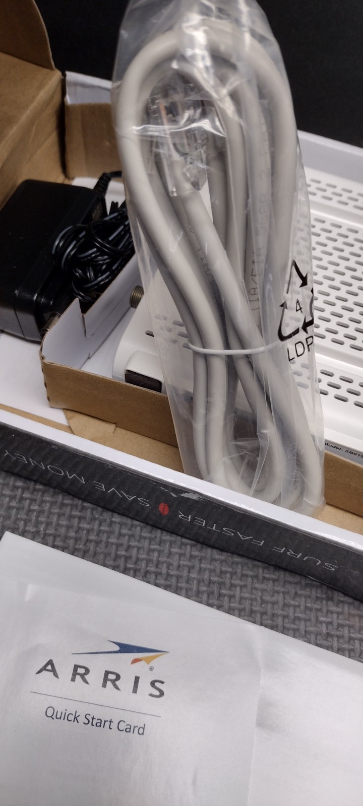 ARRIS SURFboard SB6190 32×8 DOCSIS 3.0 Gigabit Cable Modem