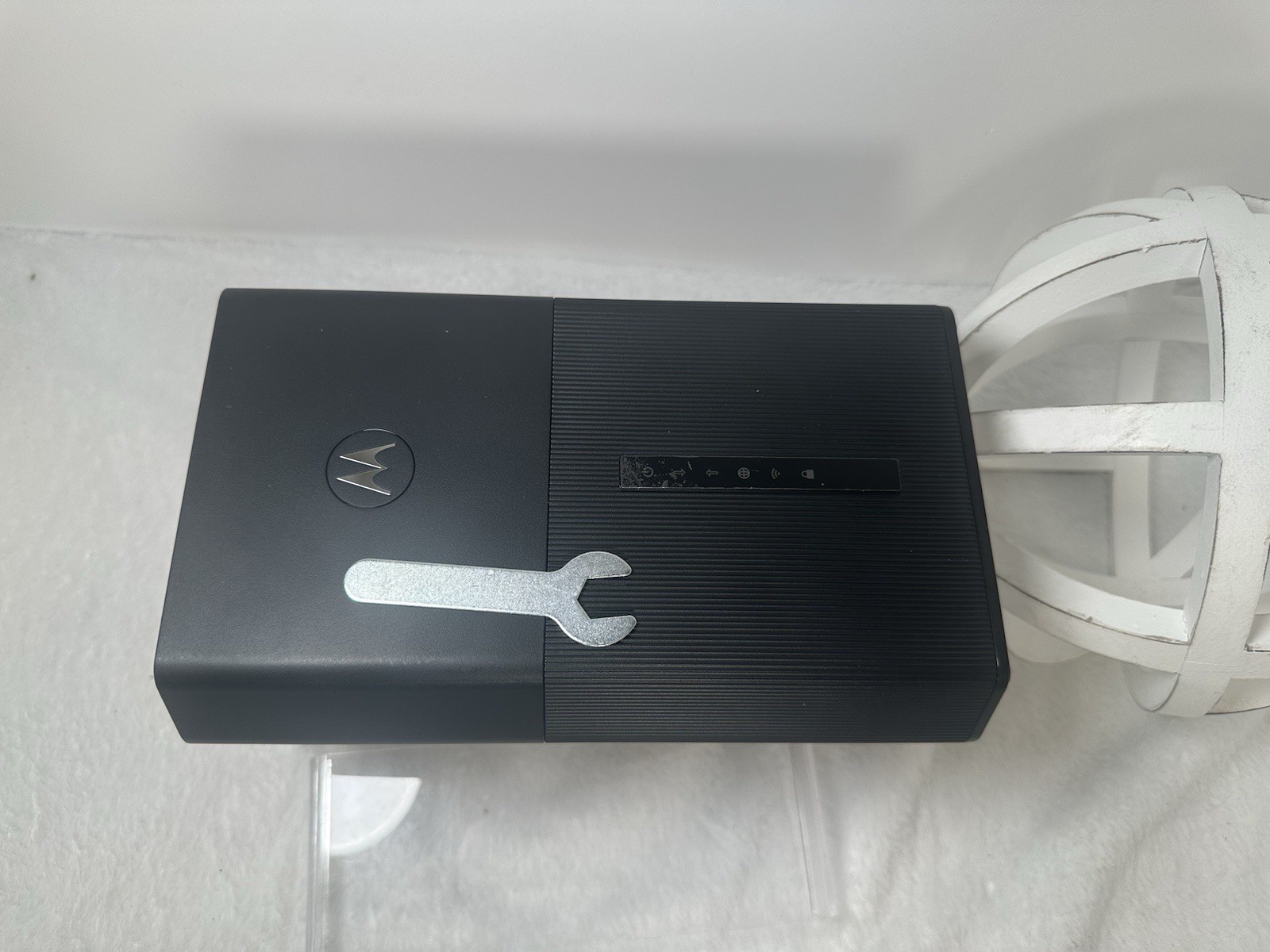 Motorola MG8725 AX6000 DOCSIS 3.1 Cable Modem Router OPEN BOX