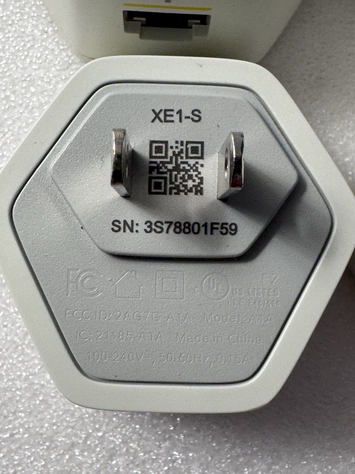 Xfinity xFi Pods 5 Pack WiFi Extender Network Range White XE1-S A1A Hexagon Set