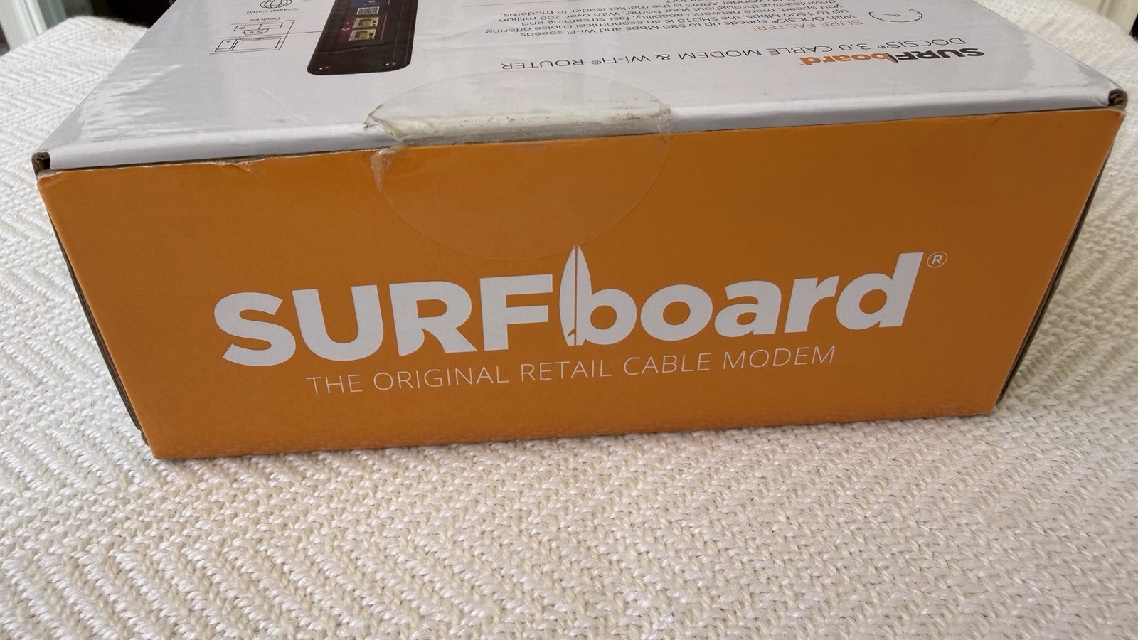 ARRIS SBG10 SURFboard AC1600 Dual-Band Cable Modem Router Black