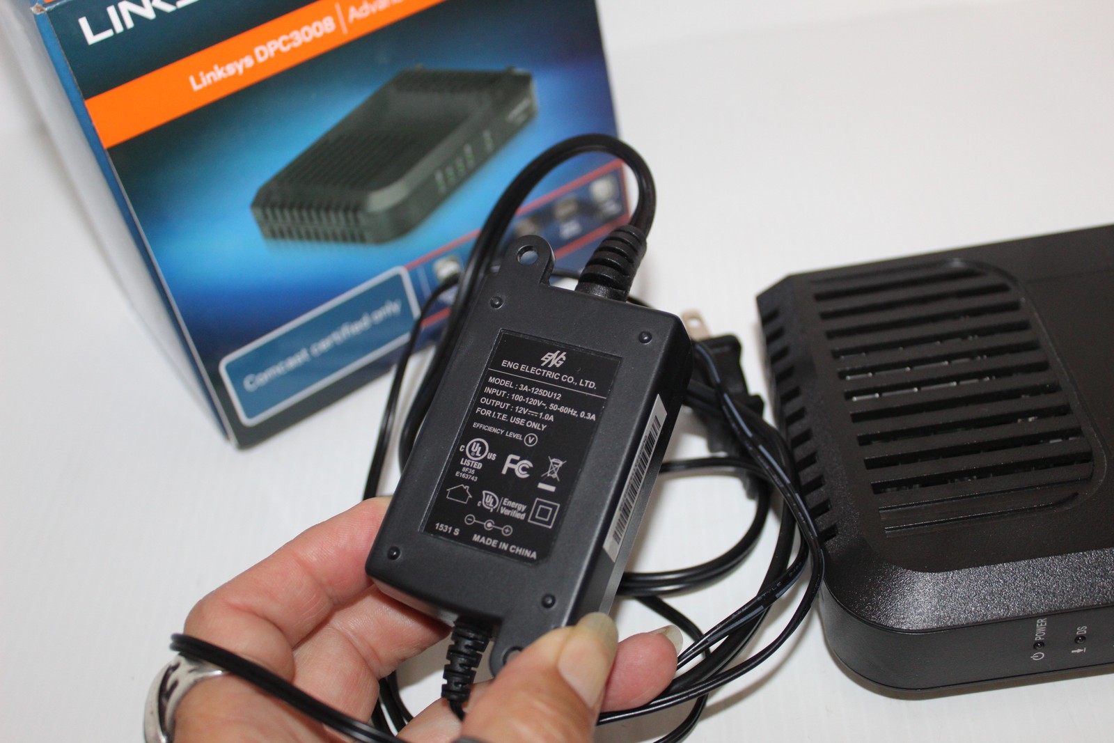 Linksys DPC3008 DOCSIS 3.0 Advanced Cable Modem – Comcast Certified Gigabit