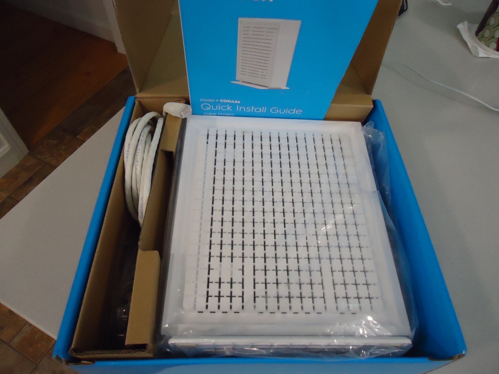 Hitron DOCSIS 3.1 Cable Modem 2.5 Gigabit Ethernet CODA56, stop rental fees
