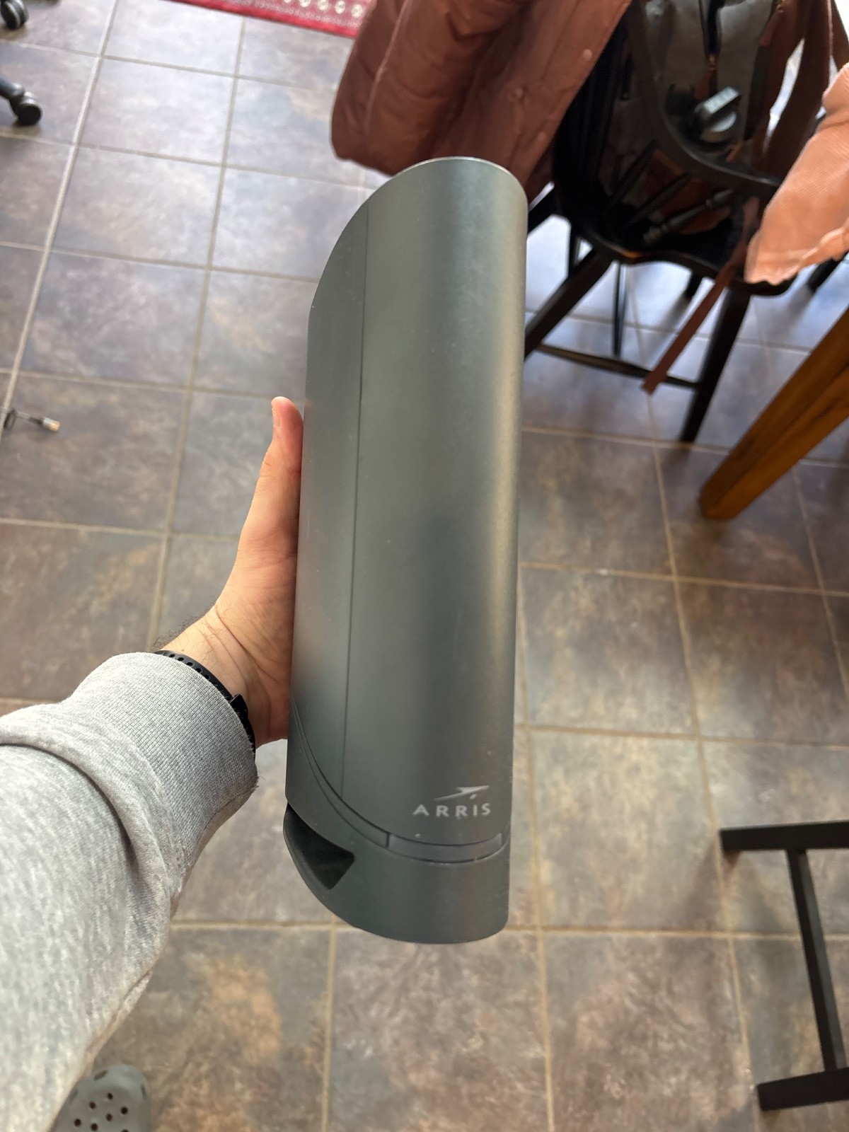 ARRIS G34 SURFboard® DOCSIS® 3.1 Gigabit Modem & Wi-Fi® 6 Router