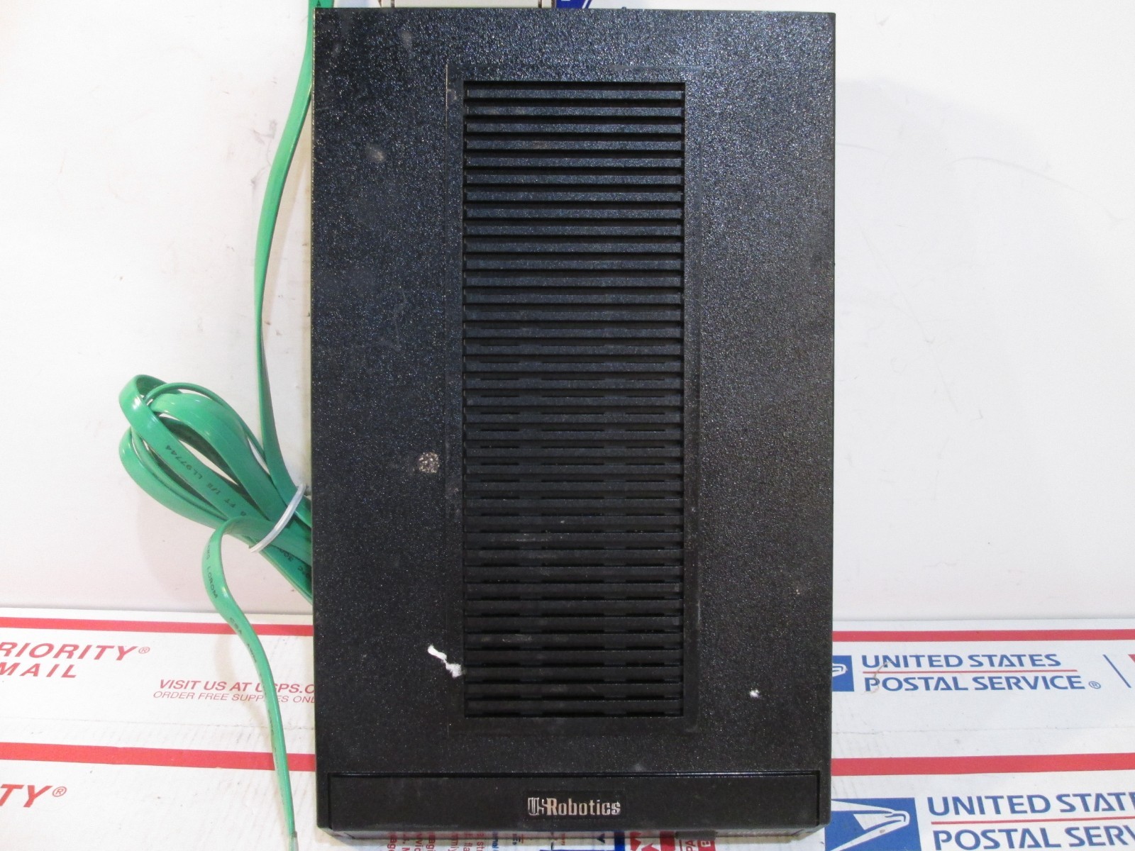 US ROBOTICS 000954-00 COURIER V.34 FAX WITH V.32 BIS MODEM CJE-0263 NO AC CORD