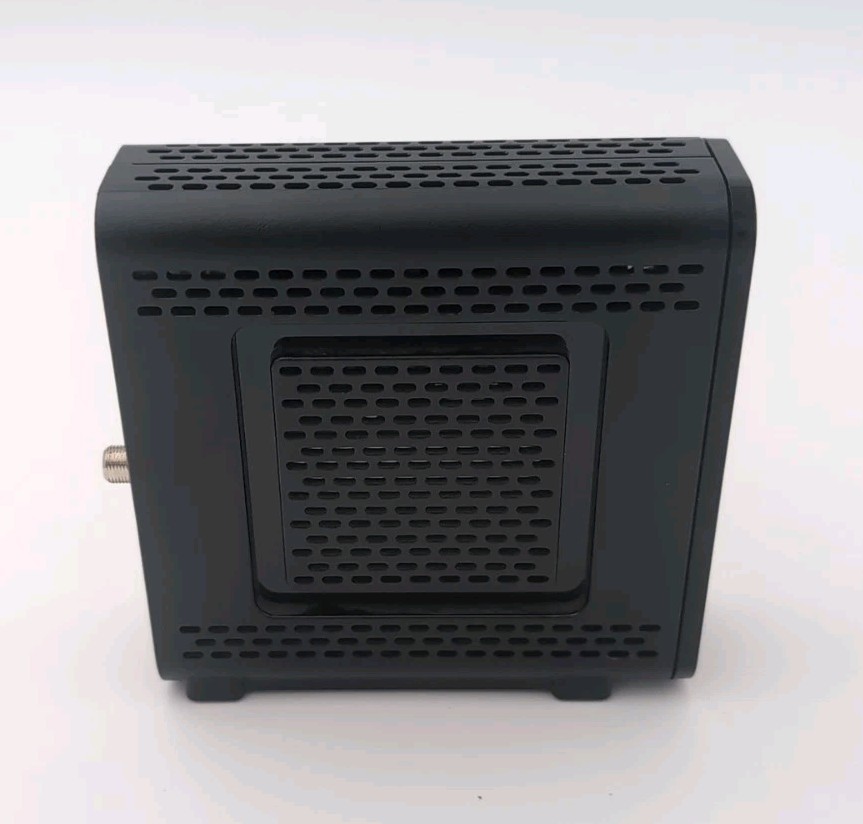 Motorola SURFboard (SB6141) 300 Mbps Modem Without Power Cord