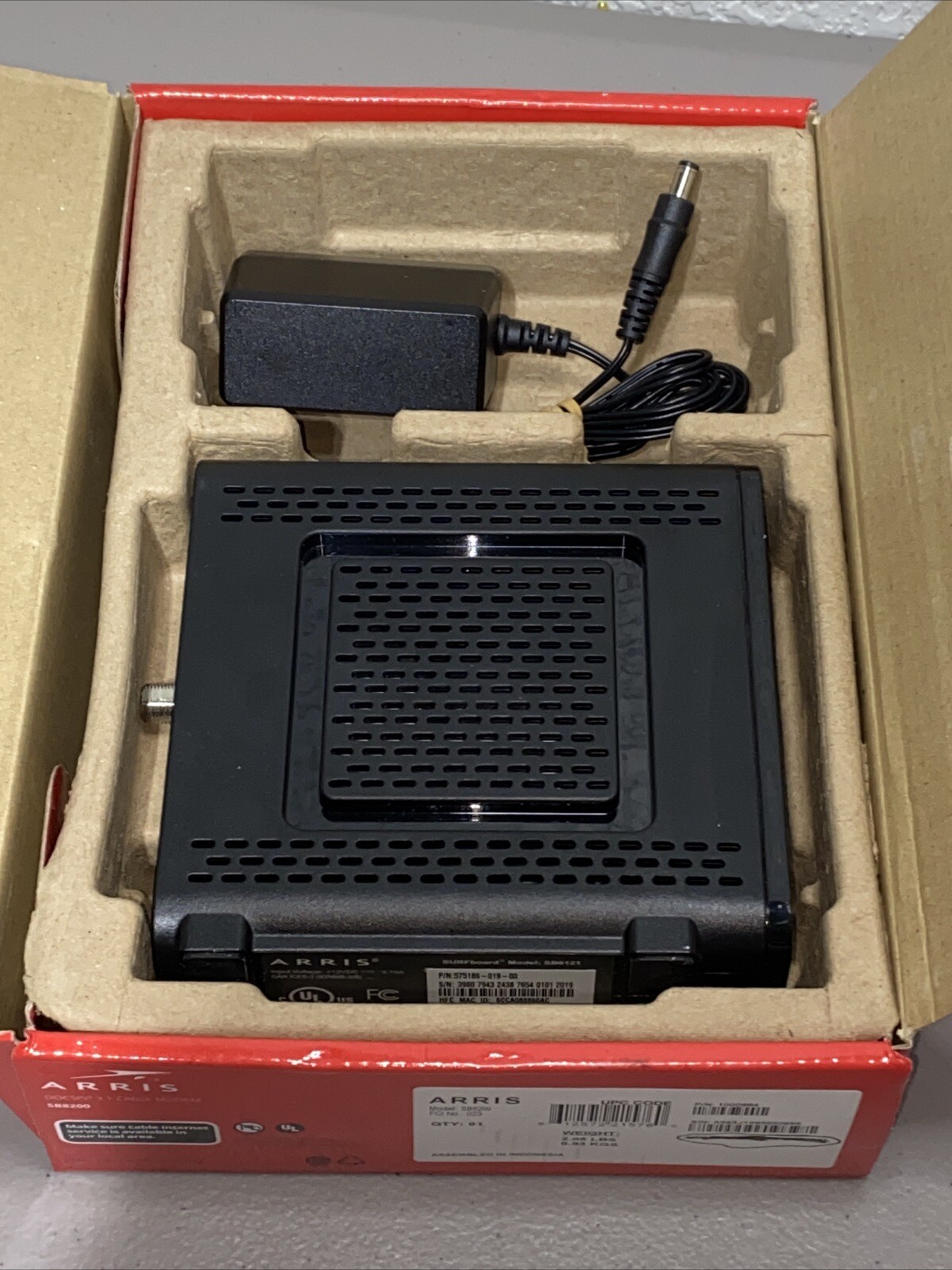 ARRIS SURFboard SB6121 DOCSIS 3.0 10 Gbps Hi Speed Wi-Fi Cable Modem With Power