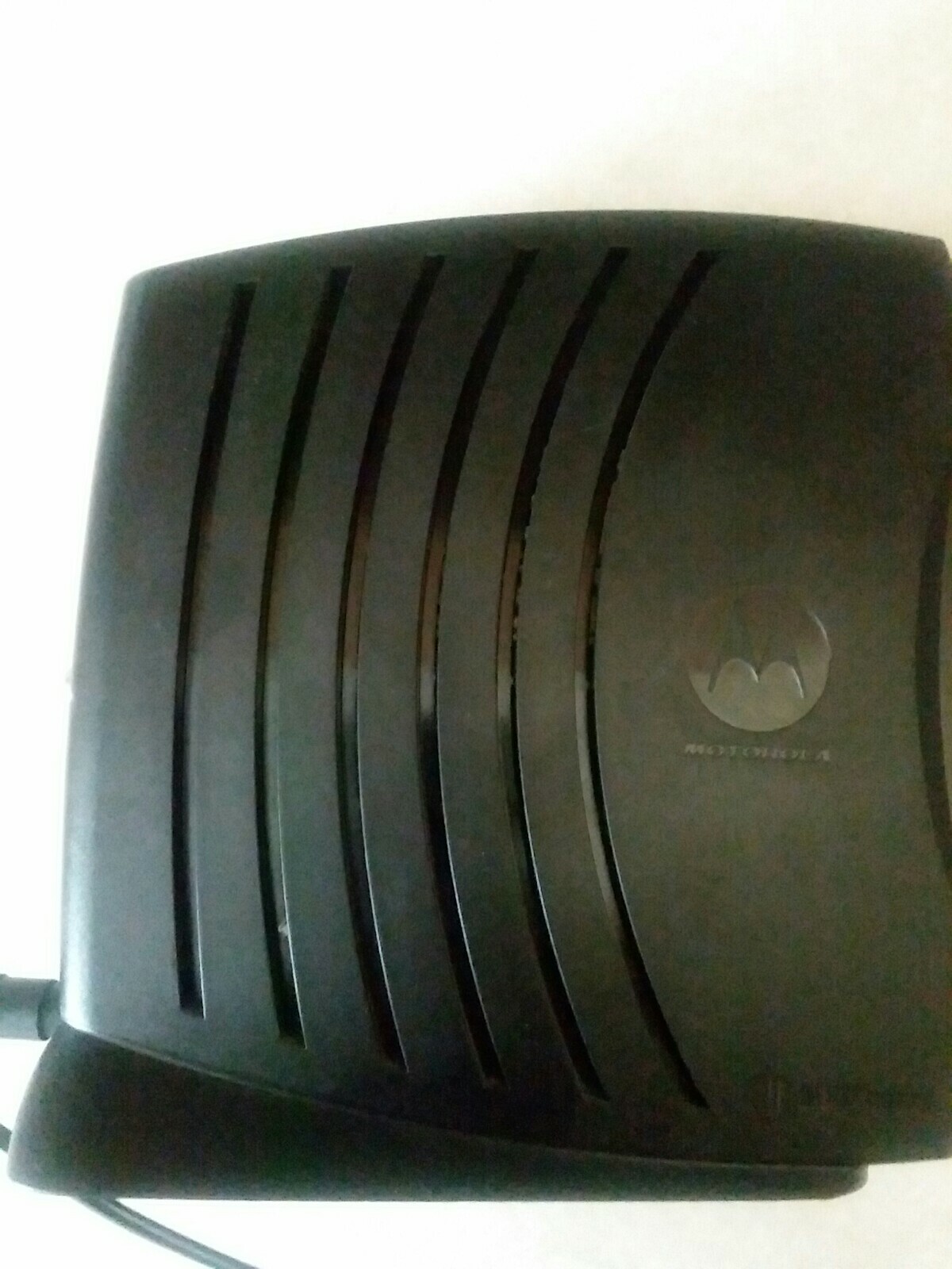 MOTOROLA SURFBOARD CABLE MODEM MODEL SB 5100