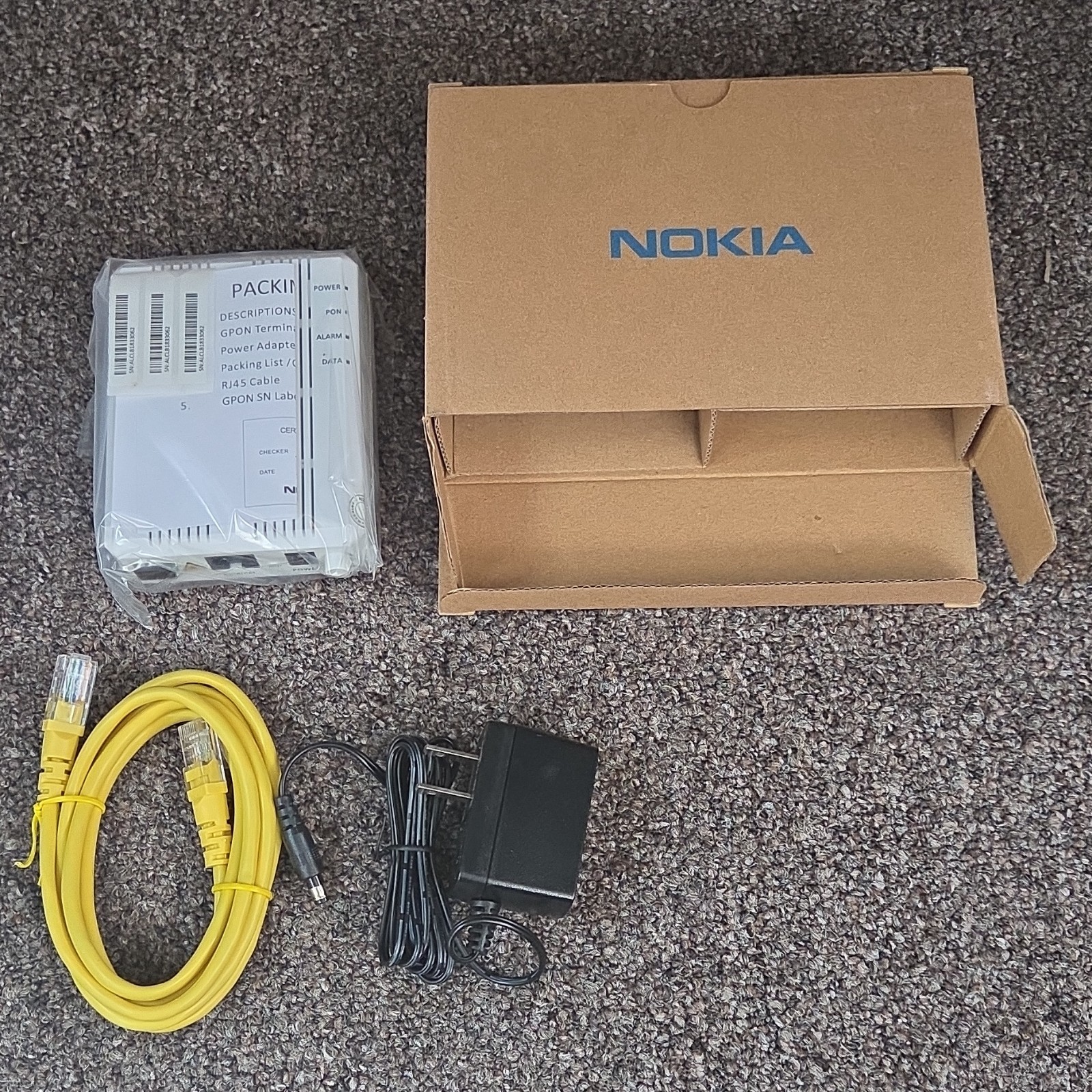Nokia G-010G-A GPON Terminal White w/ Power Adapter & Ethernet Cable