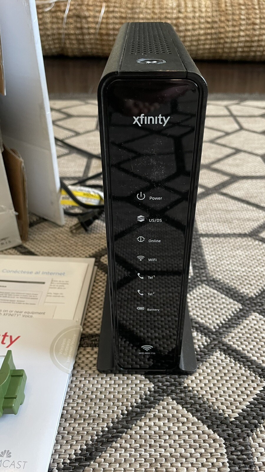 ARRIS Xfinity TG862G/CT Residential Gateway & Router (Parts Only) w/ Battery