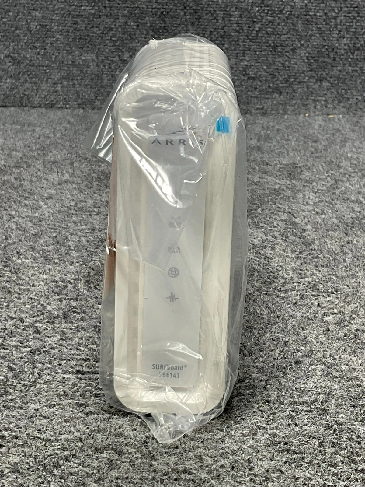Motorola ARRIS SURFboard SB6141 DOCSIS 3.0 Cable Modem 400 Series Used