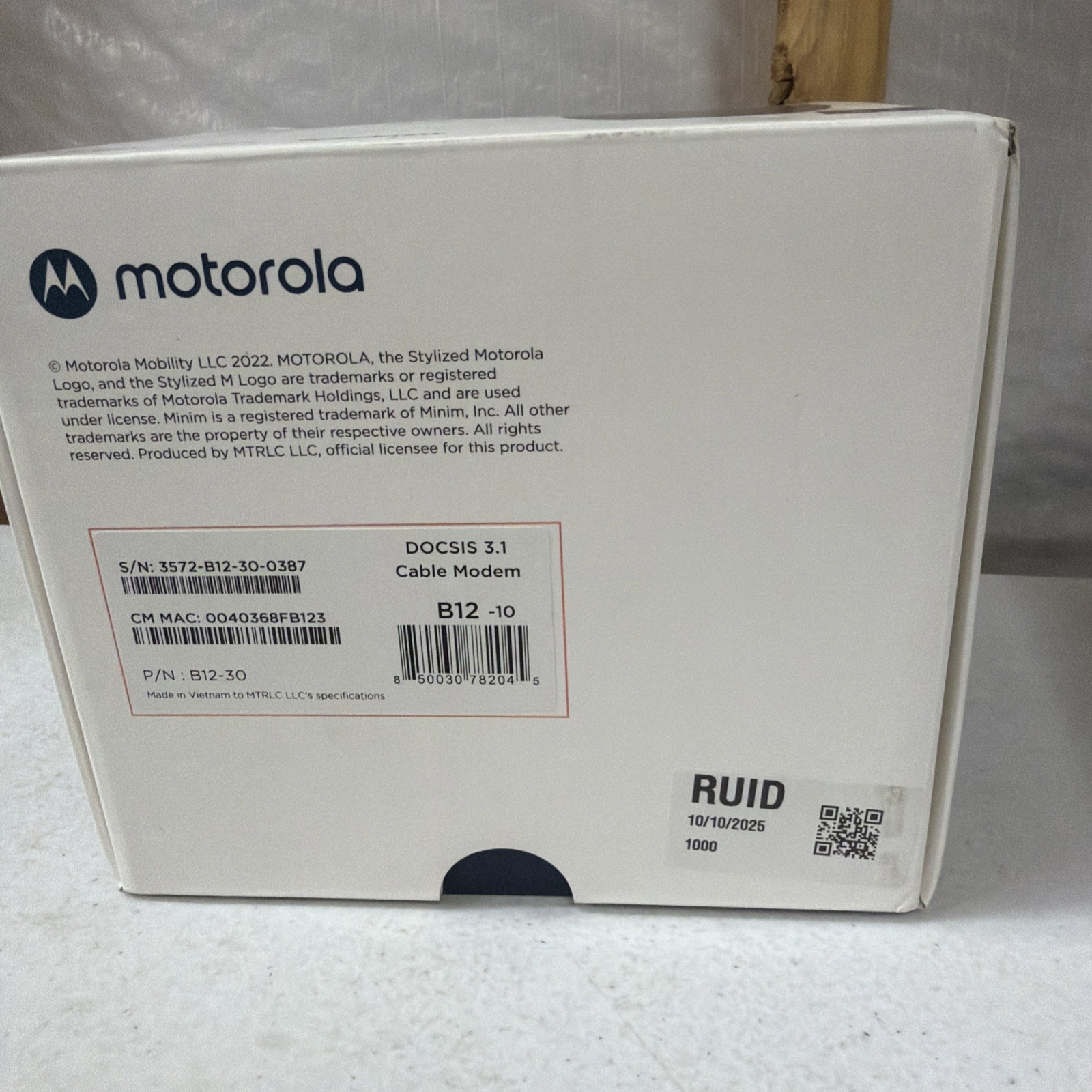 Motorola B12 DOCSIS 3.1 Multi-Gig Cable Modem