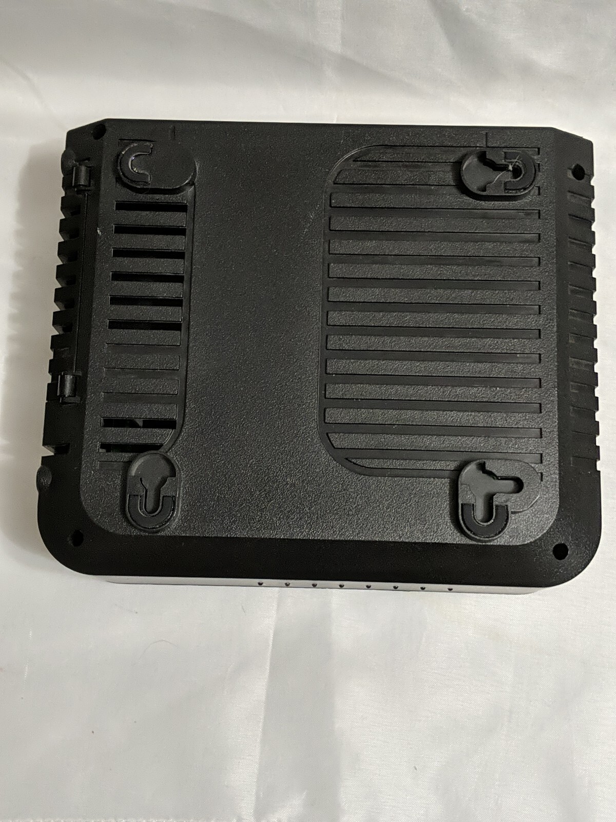 Modem- Cisco DPQ3212 Internet Cable Modem DOCSIS 3.0 EMTA