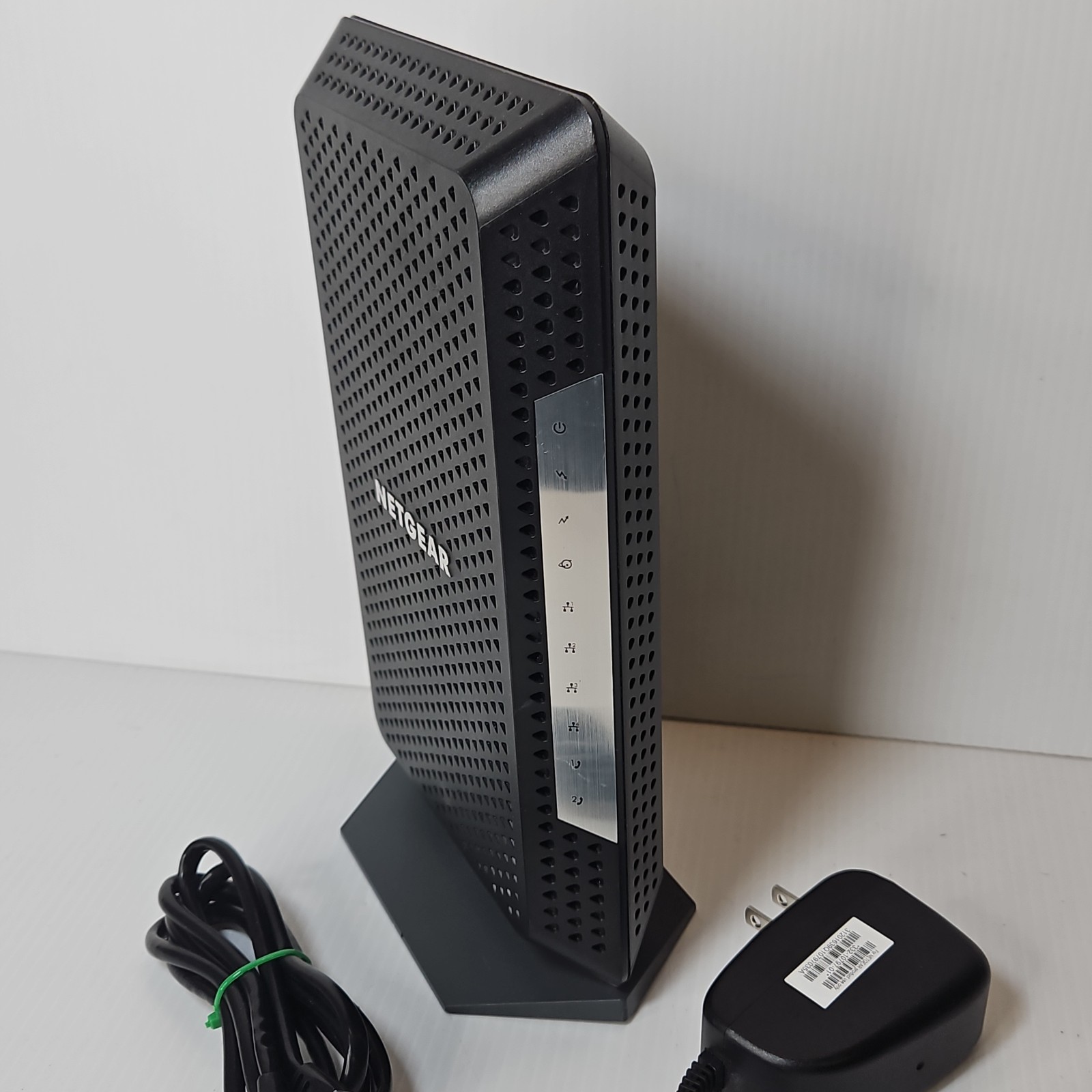 NETGEAR CM1150V Nighthawk Multi-Gig Speed Cable Modem for XFINITY Voice