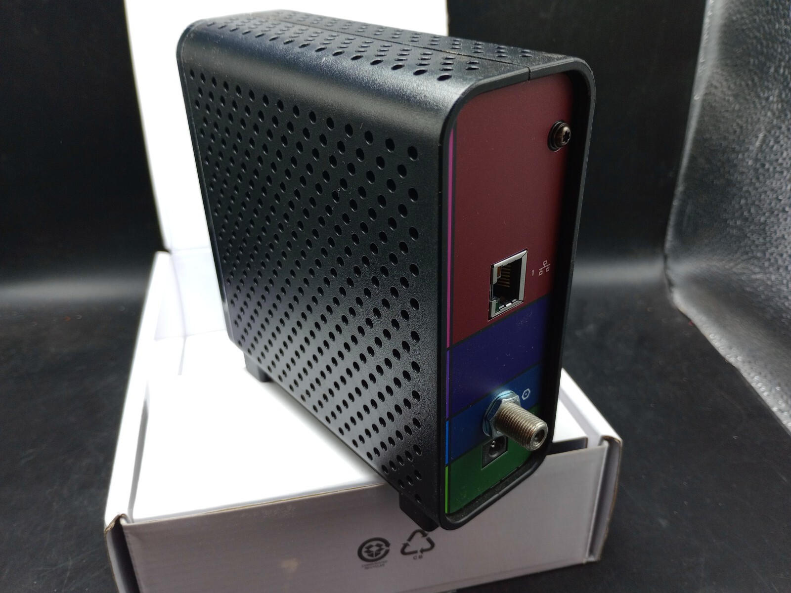 ARRIS SB6183 SURFboard DOCSIS 3.0 Cable Modem 686 Mbps 16×4 Channels