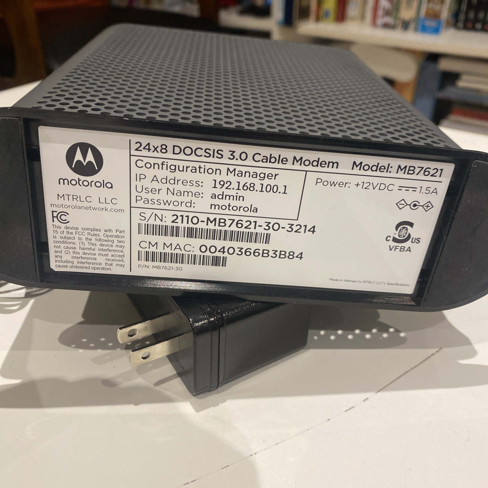 Motorola 24×8 Cable Modem MB7621 DOCSIS 3.0 1000+ mbps Open Box