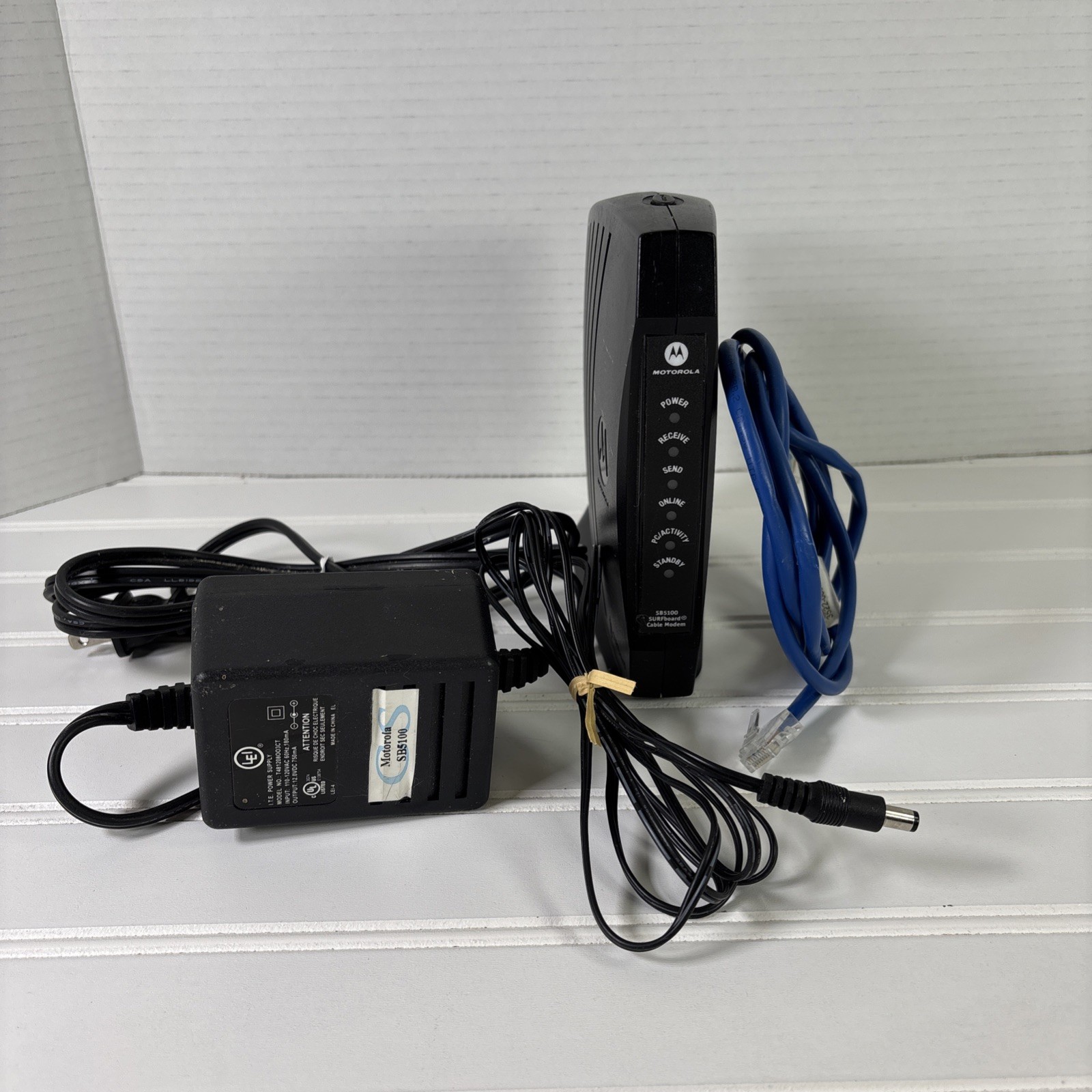 Motorola Surfboard SB5100 Docsis 2.0 Wired Cable Modem (Not Wireless)