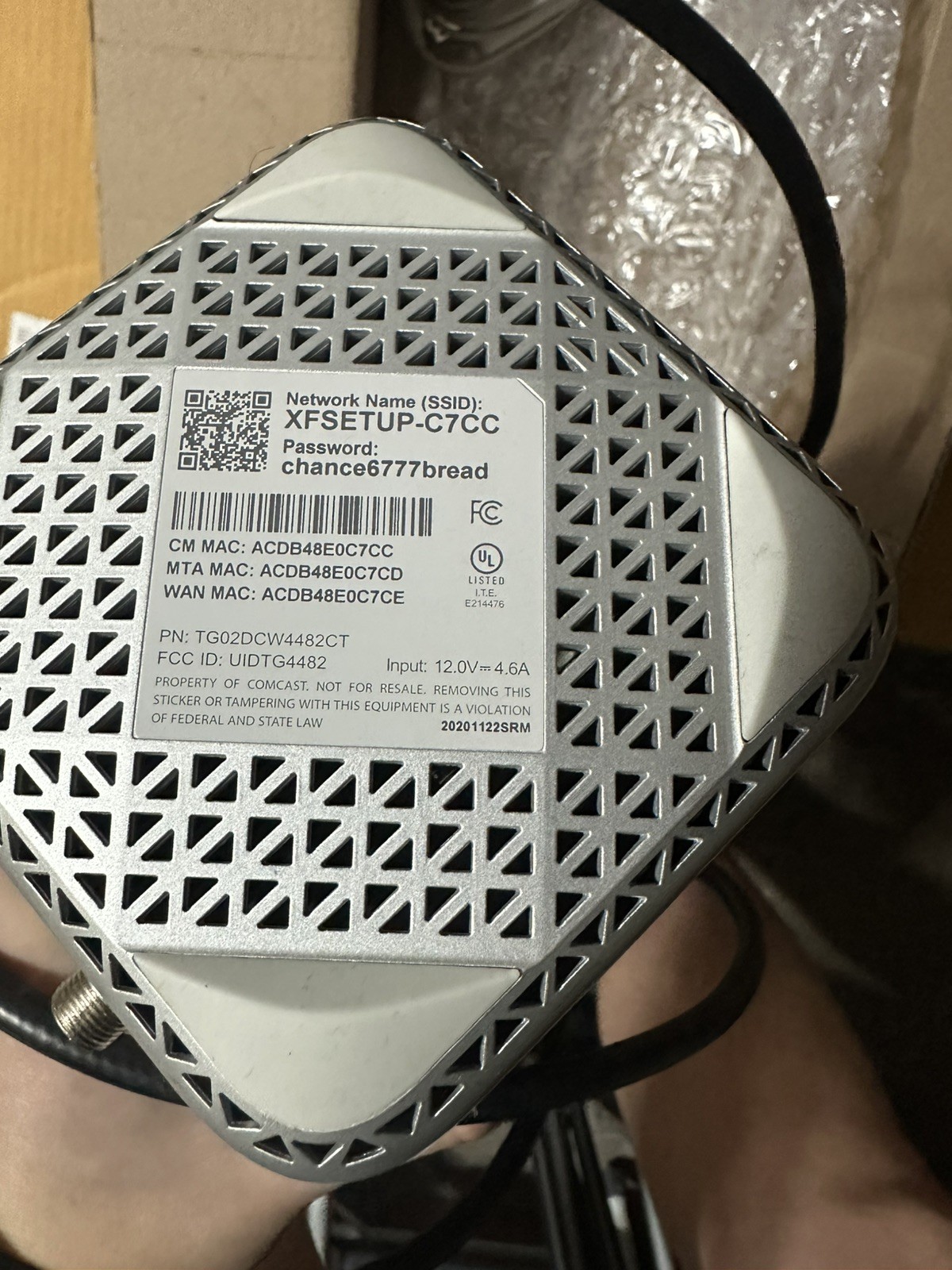 Xfinity xFi Gateway Router XB7 Triband with CoAx cable and power