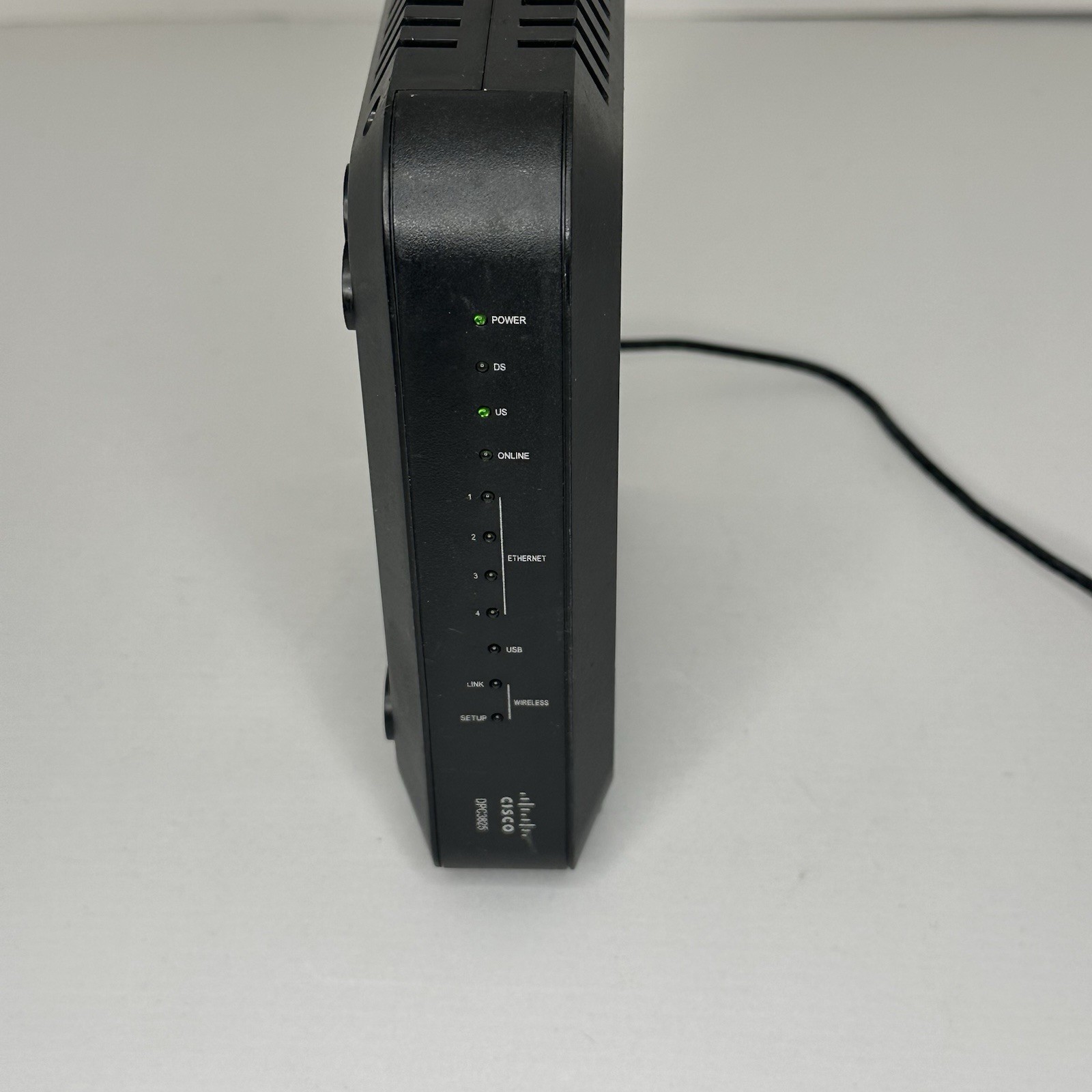 Cisco DPC3825 Wireless Cable Modem Router Gateway DOCSIS w/ Power Adapter