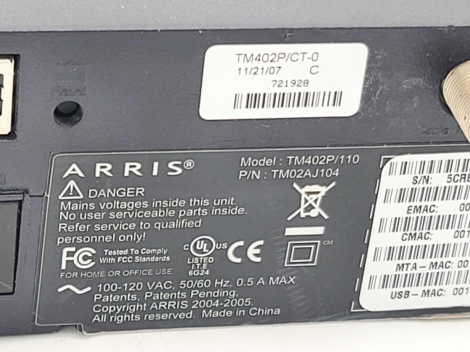 ARRIS TOUCHSTONE TM402P/110 VOIP TELEPHONY CABLE MODEM WITH POWER SUPPLY
