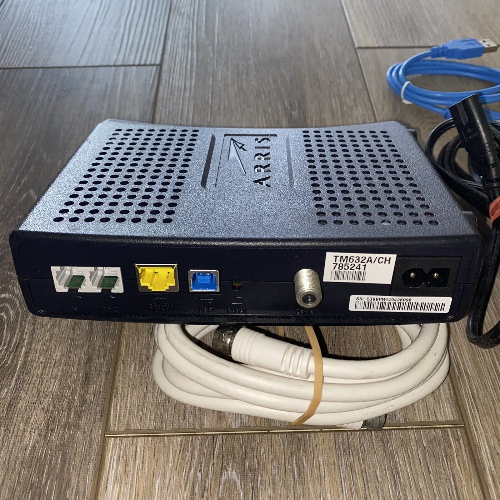 Arris TM632A Cable Touchstone Telephony Modem With Cables