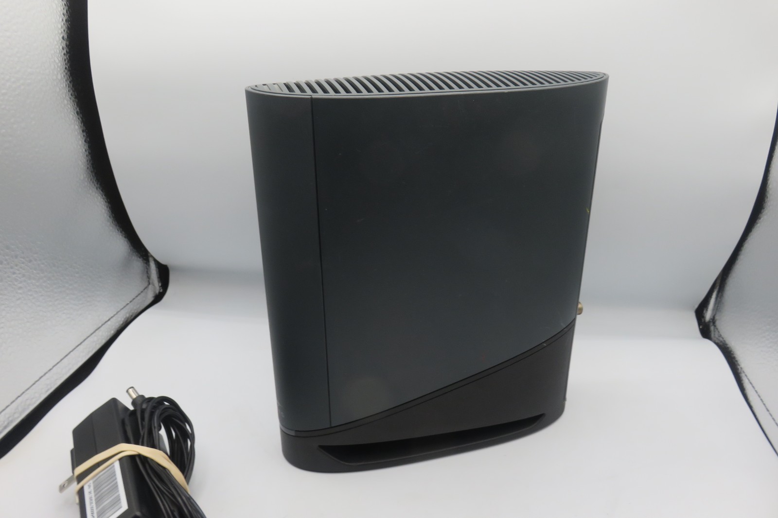 ARRIS Surfboard G36 DOCSIS 3.1 Multi-Gigabit Cable Modem & AX3000 Wi-Fi Router
