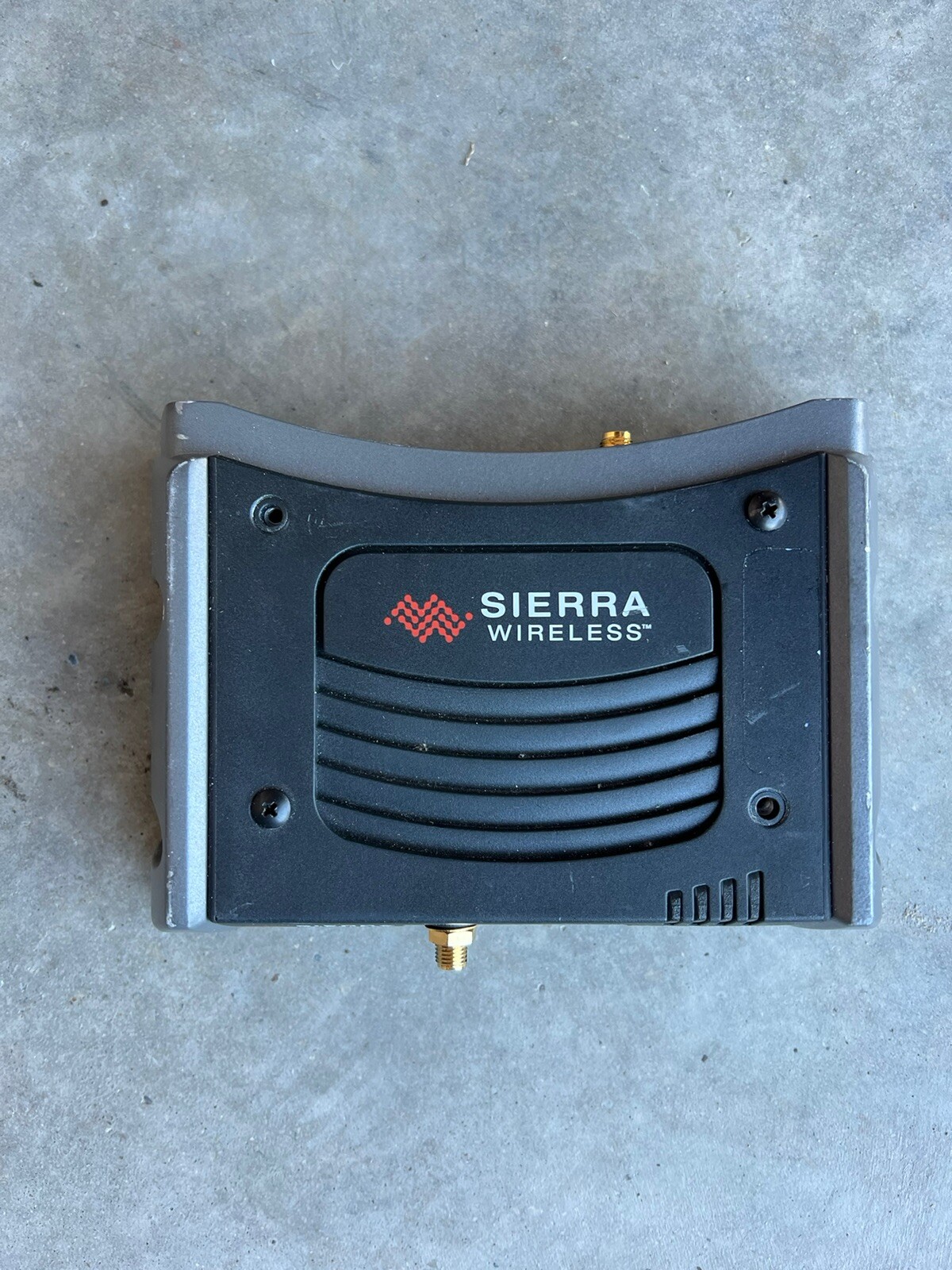 Sierra Wireless Airlink GX440 4G LTE Wireless Cellular Modem Intelligent Gateway