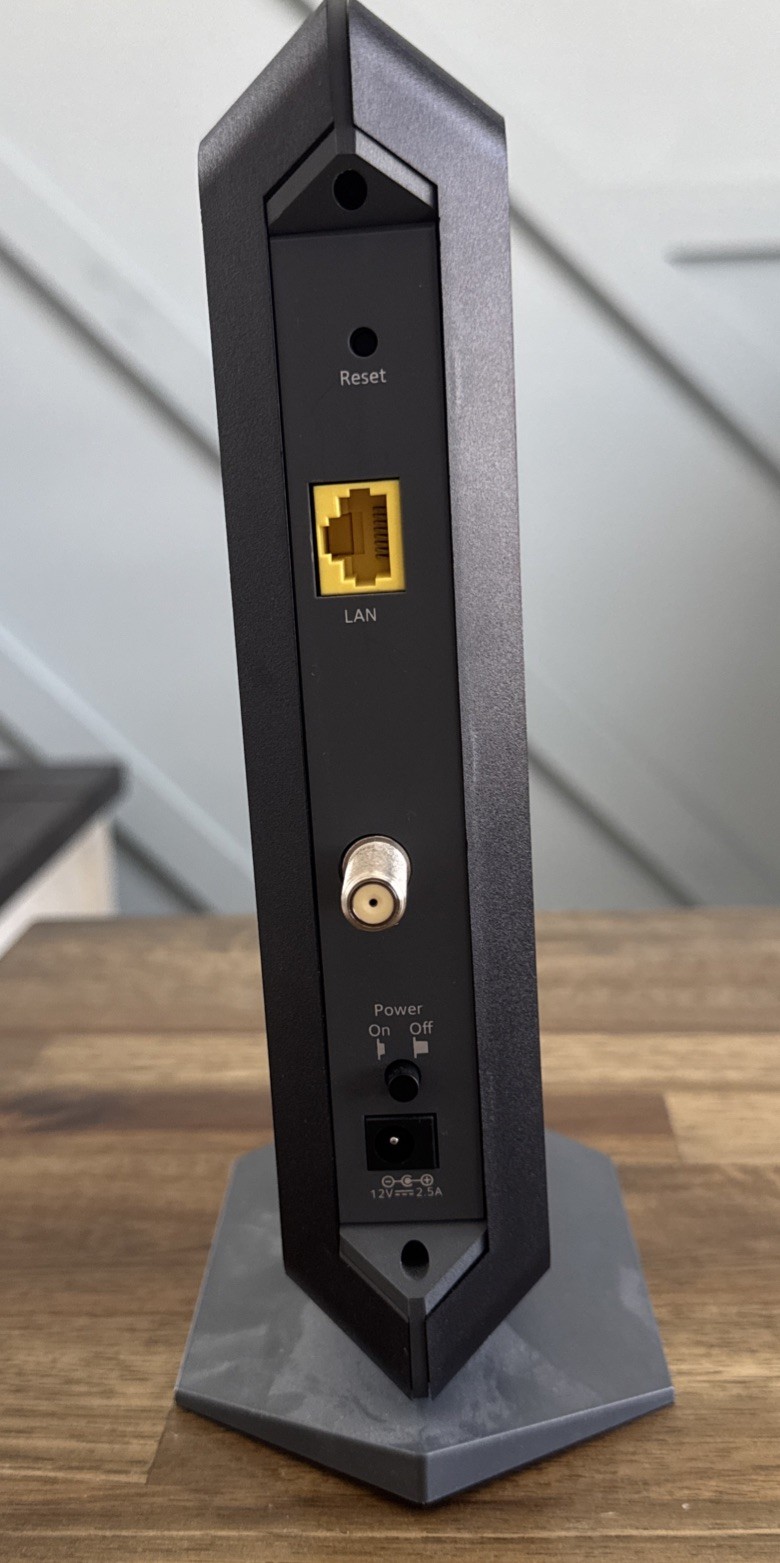 NETGEAR Cable Modem DOCSIS 3.1 (CM1000) Gigabit Modem, Compatible with All ISPs