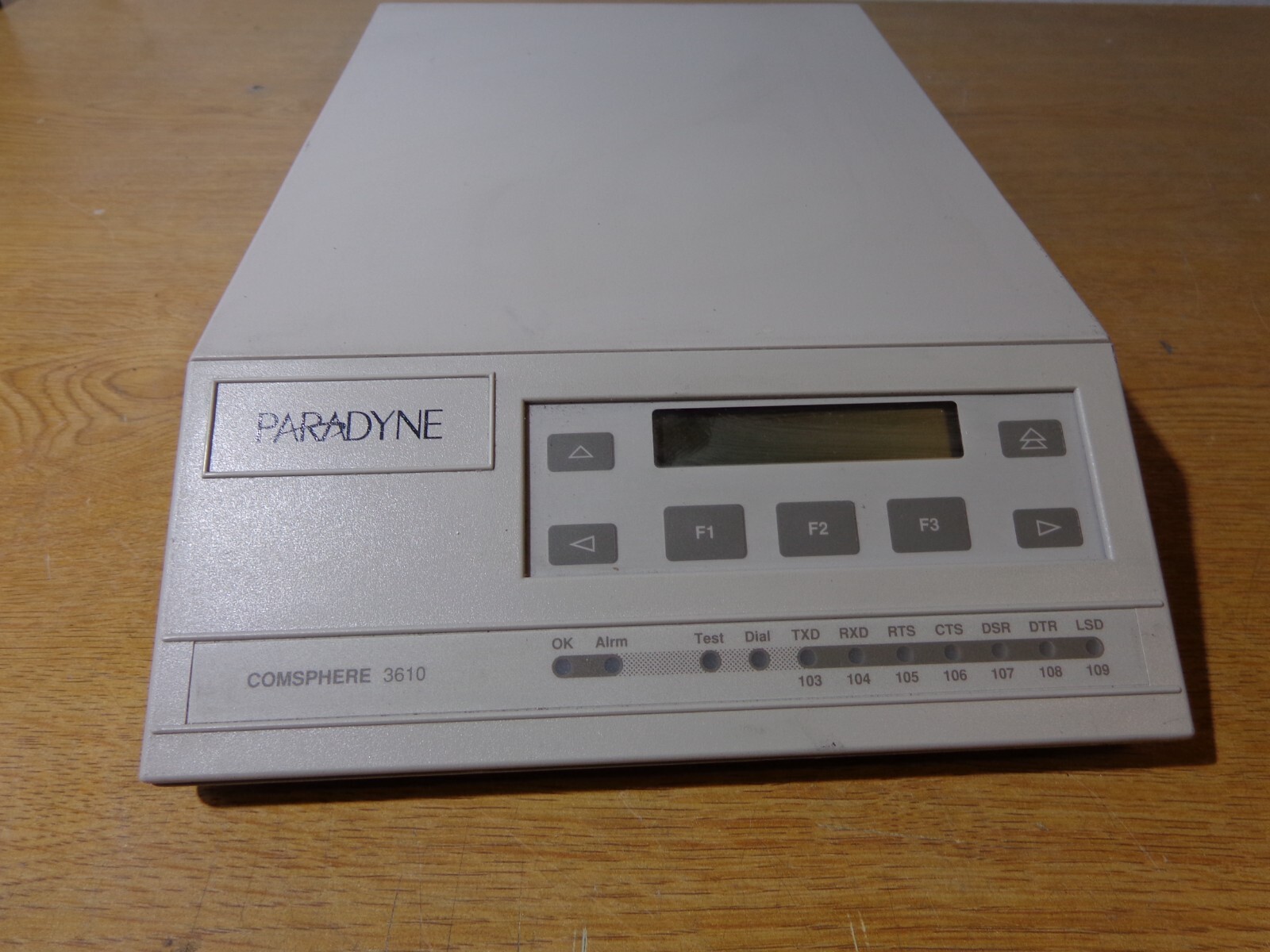 AT&T PARADYNE COMSPHERE 3610-A4-001 EXTERNAL MODEM (No AC Adapter)