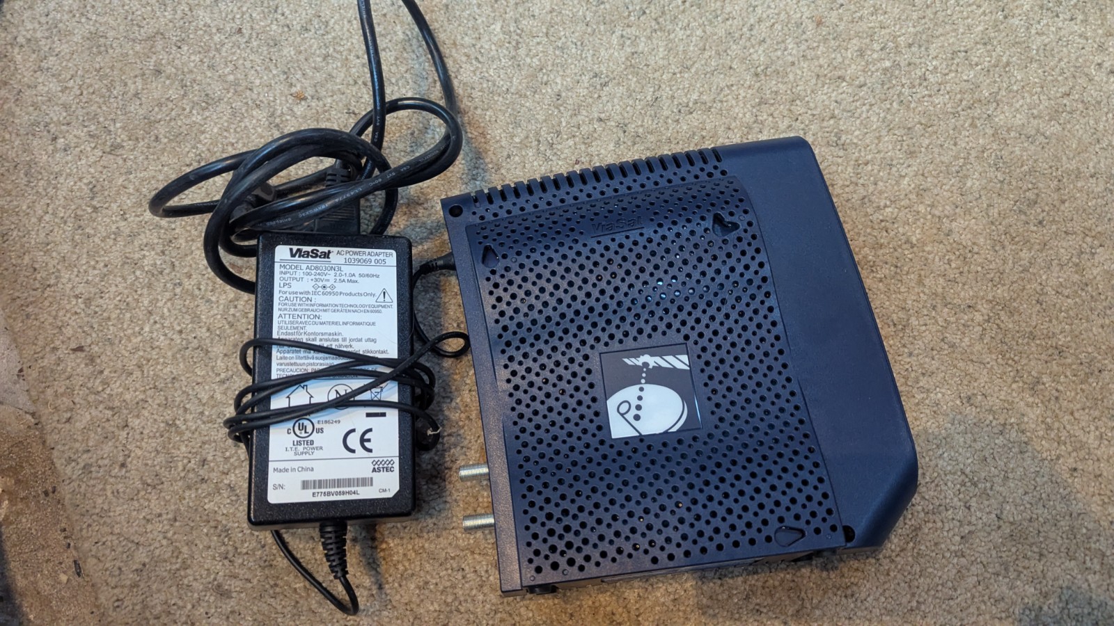 Via Sat – Surfbeam Satellite Modem SM2100 With Power Supply