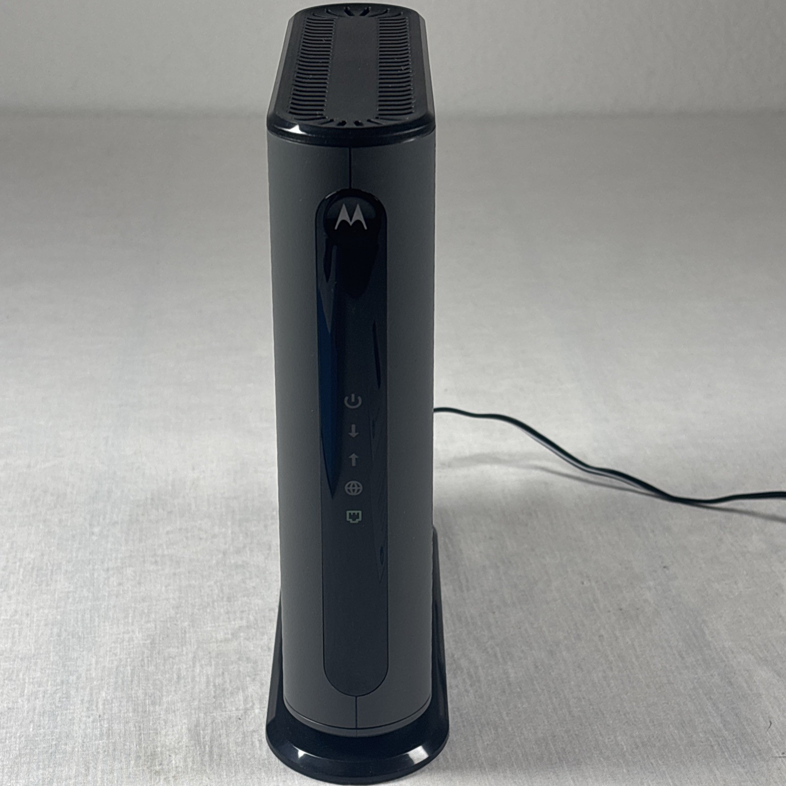 Motorola MB8600 DOCSIS 3.1 Gig-Speed Cable Modem Comcast, Xfinity, Cox