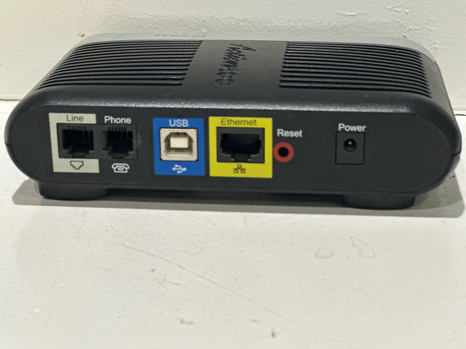 Qwset Actiontec M1000 Internet modem
