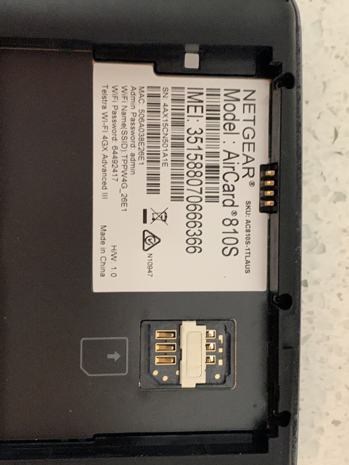 Netgear AirCard 810S Mobile Hotspot 4GX ADVANCED lll, Telestra- No Battery
