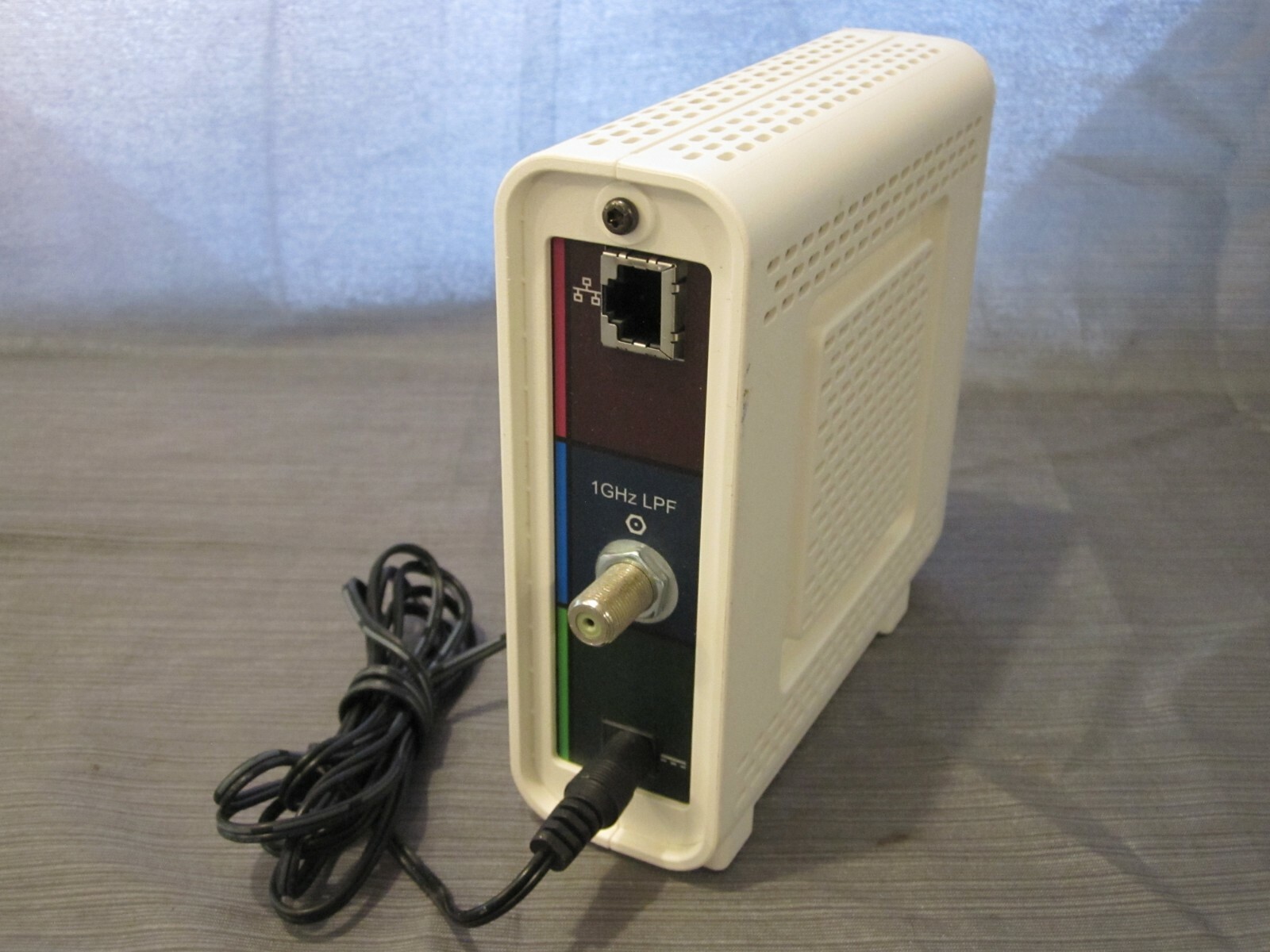 Motorola ARRIS SURFboard SB6141 DOCSIS 3.0 Cable Modem – Works Great