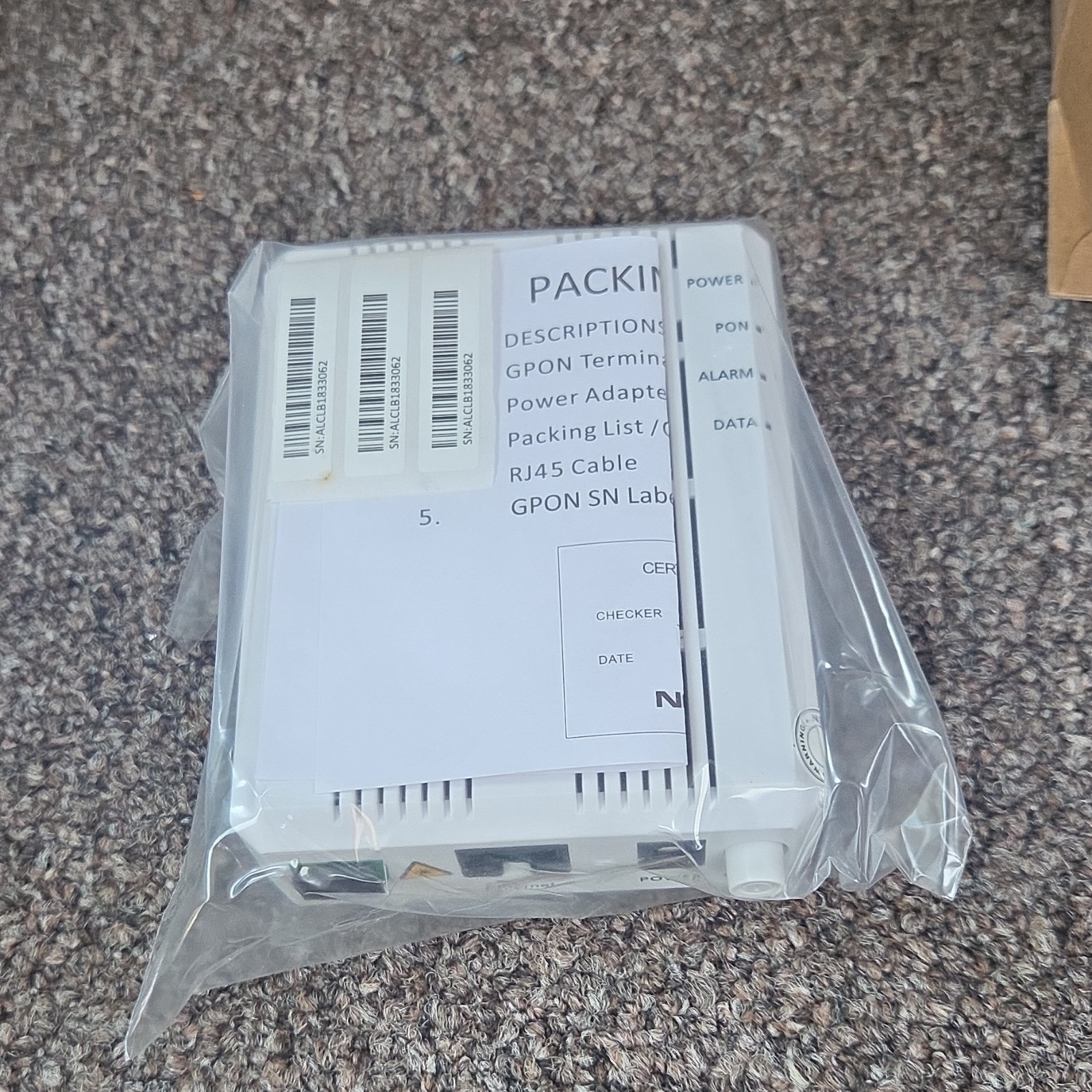 Nokia G-010G-A GPON Terminal White w/ Power Adapter & Ethernet Cable