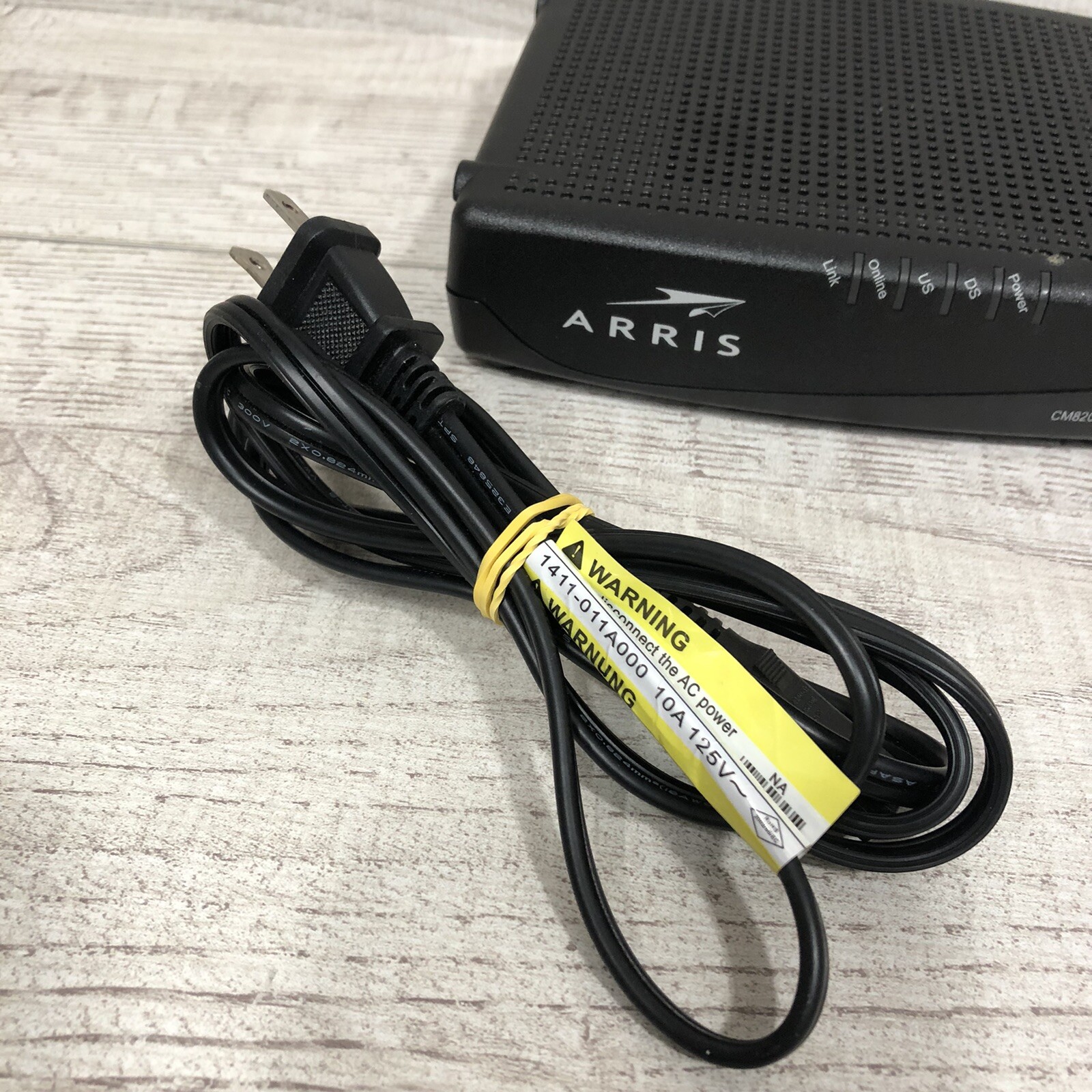 Arris CM820A/SL DOCSIS 3.0 Cable Modem TC00DLD820 8×4 Used with power cord