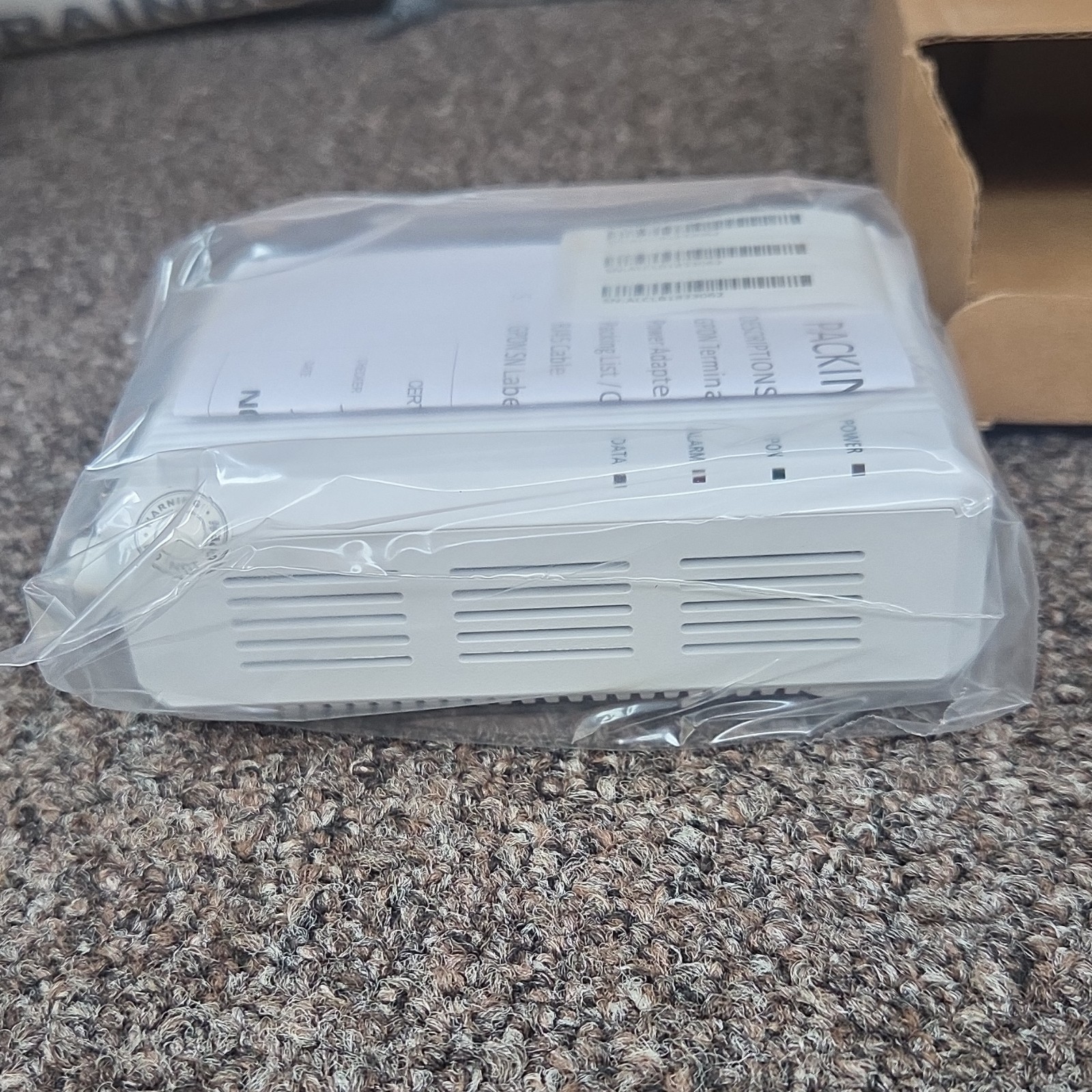 Nokia G-010G-A GPON Terminal White w/ Power Adapter & Ethernet Cable