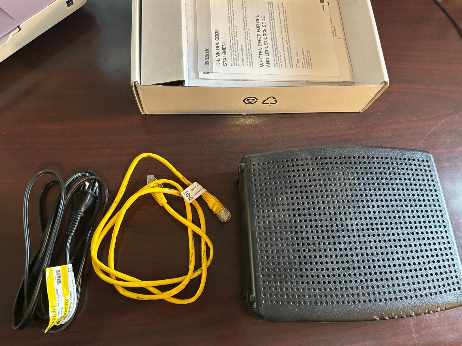 ARRIS TM822R Cable Modem Docsis 3.0 Black 343 Mbps . Preowned Tested.