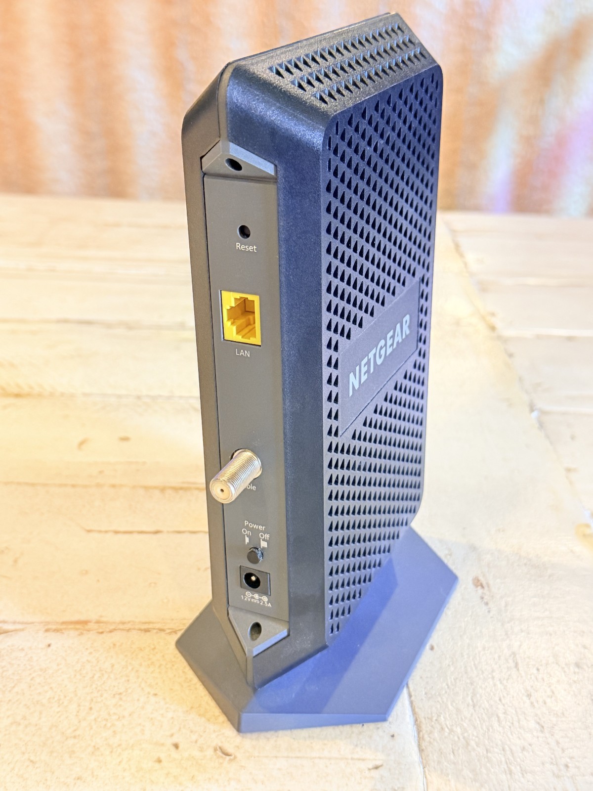 NETGEAR CM1000 DOCSIS 3.1 Cable Modem Gigabit Xfinity Spectrum Cox w/ OEM Power