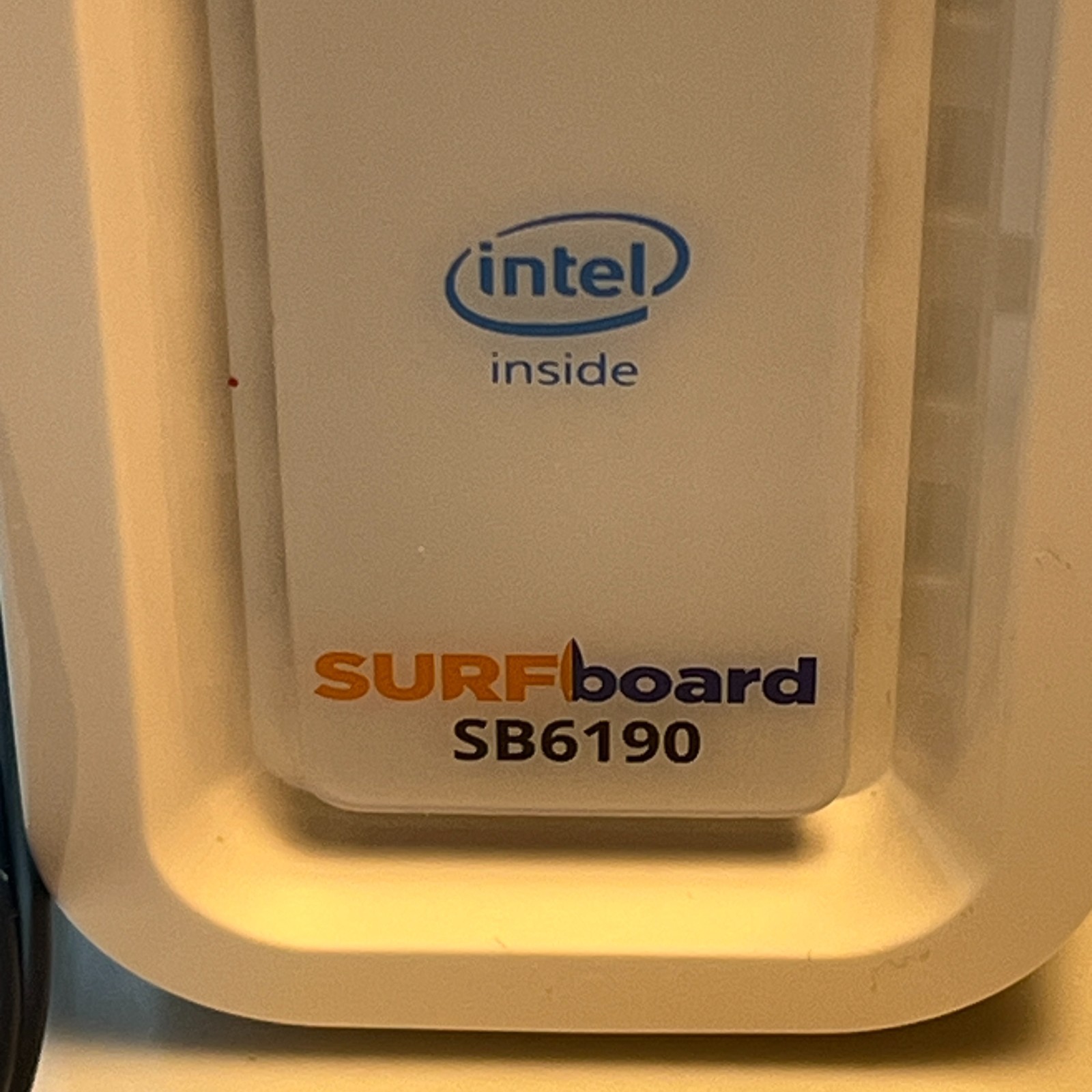 ARRIS SURFboard SB6190 w/Adapter DOCSIS 3.0 Cable Modem 32×8 Channel Bonding