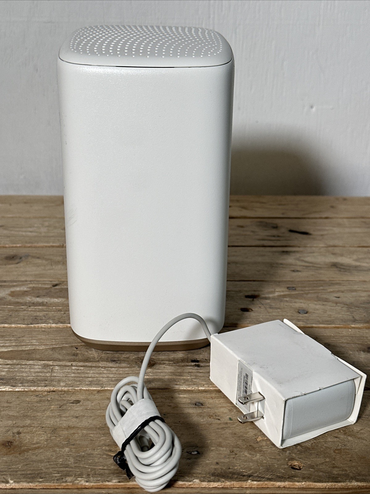 Xfinity xFi Gateway Router XB8-T Triband Wifi CGM4981COM *READ***************