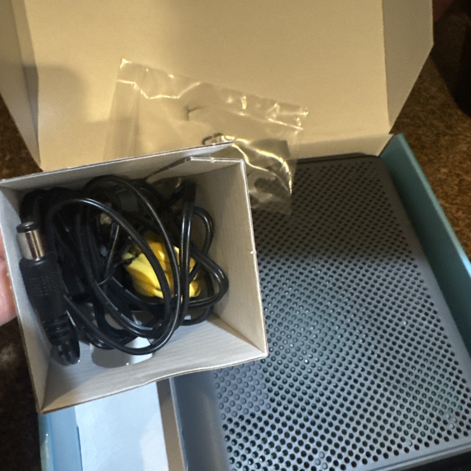 Motorola MG7700 AC1900 Dual-Band DOCSIS 3.0 Cable Modem Router