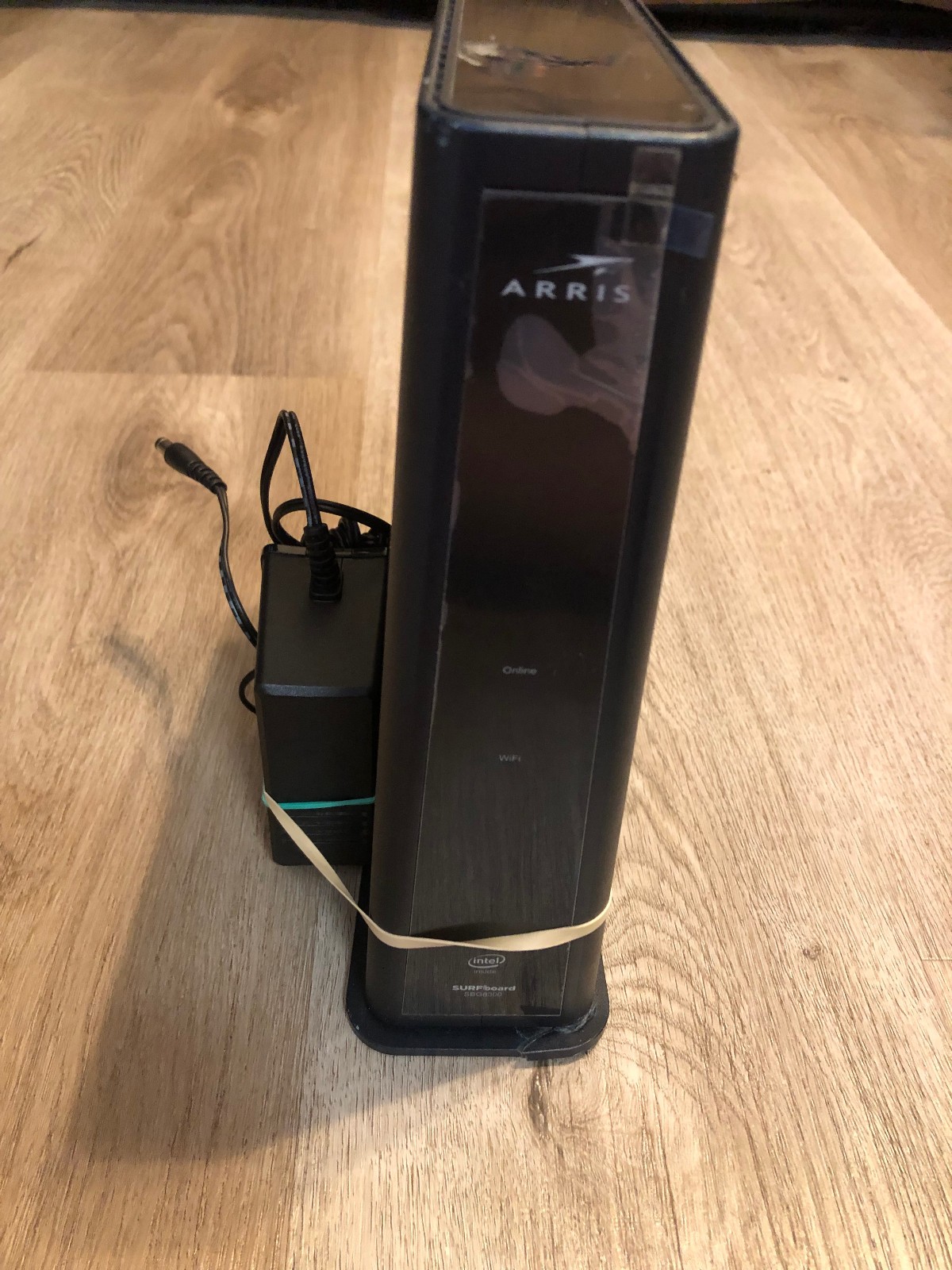ARRIS Surfboard SBG8300 Cable Modem Wi-Fi Router Unlocked Retail Unit TESTED
