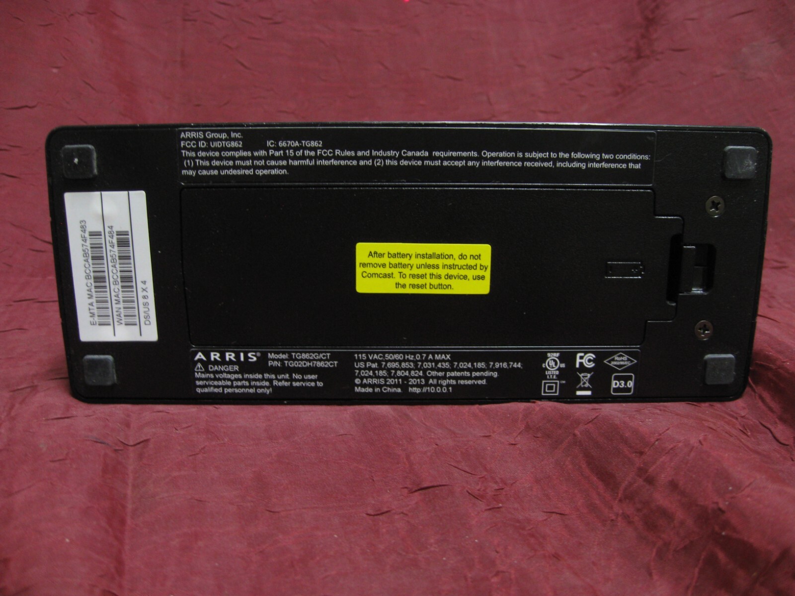 Arris Xfinity Comcast Wireless wired Modem Router TG862G/CT TG02DH7862CT & cord