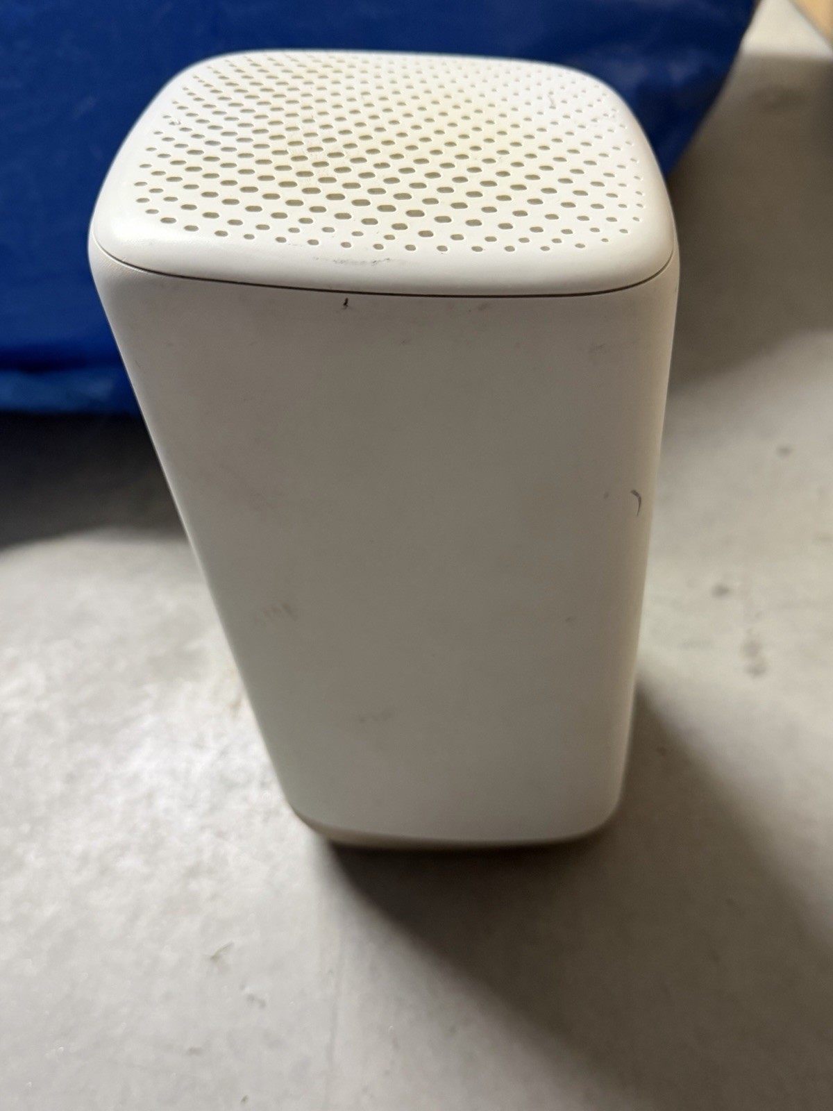 Xfinity xFi Gateway Router XB8-T Triband Wifi CGM4981COM Works No Power Cord