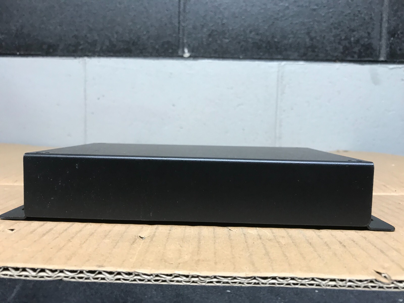 Black Box MD845A-R2 Analog Async Bell Modem 202 – LEASED-LINE , RS-232